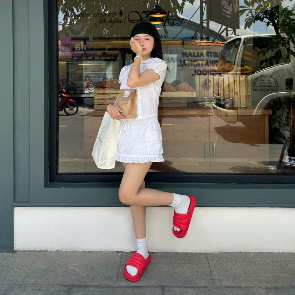 Mô tả Dép Bánh Mì Nam Nữ Trendy 5 Quai Ngang Nhựa, Thoải Mái, Siêu Nhẹ Shondo Nhiều Màu - 2