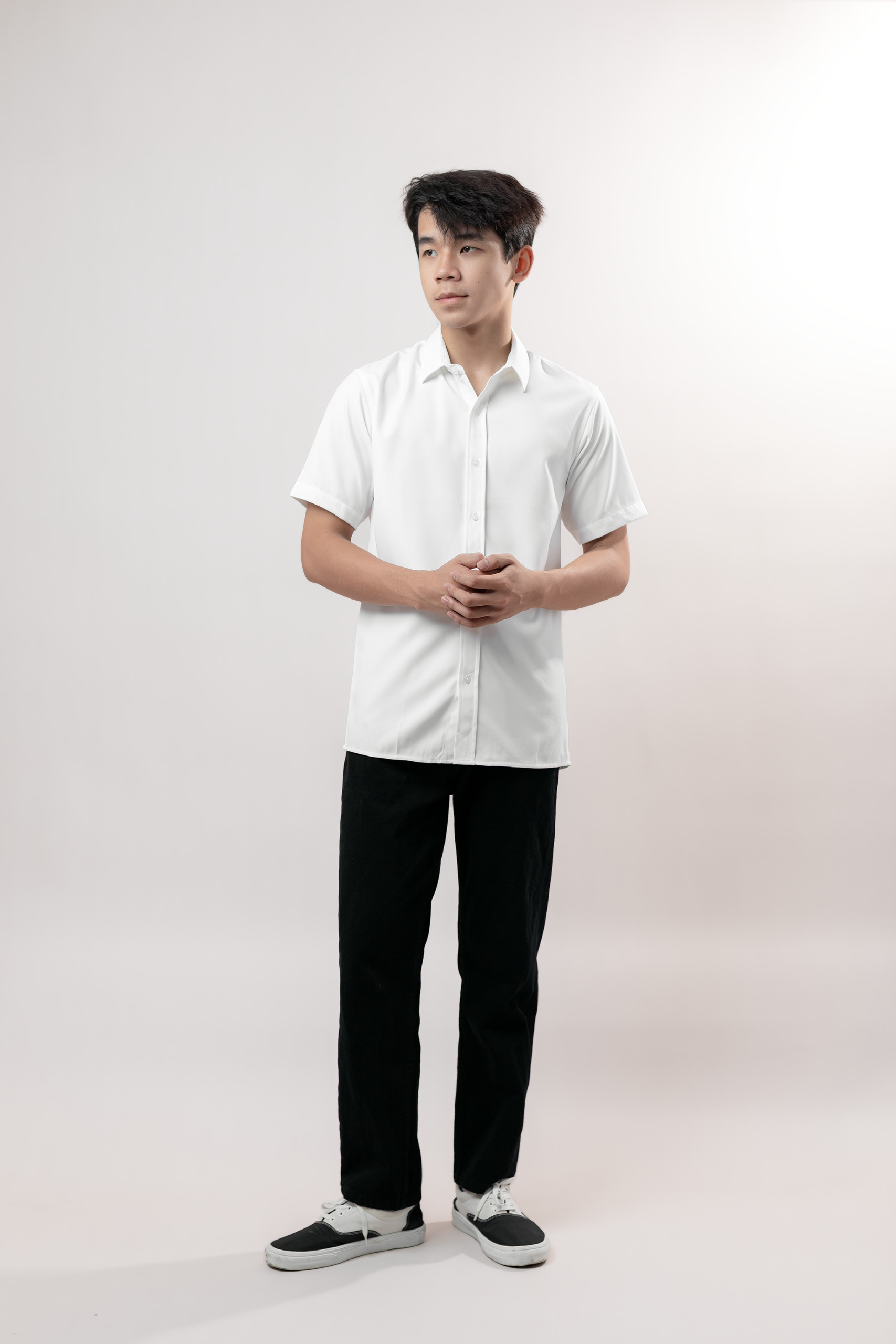 Mô tả Áo Sơ Mi Trơn Vải Lụa Tay Ngắn Cho Nam LADOS - 8069 - 5
