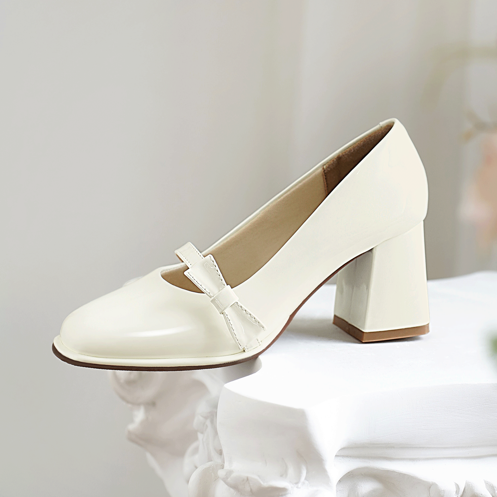 Mô tả Giày cao gót nữ DILY gót vuông thanh lịch, giày cao gót mũi vuông quai đính nơ cao 6.5cm DL0567 - 3