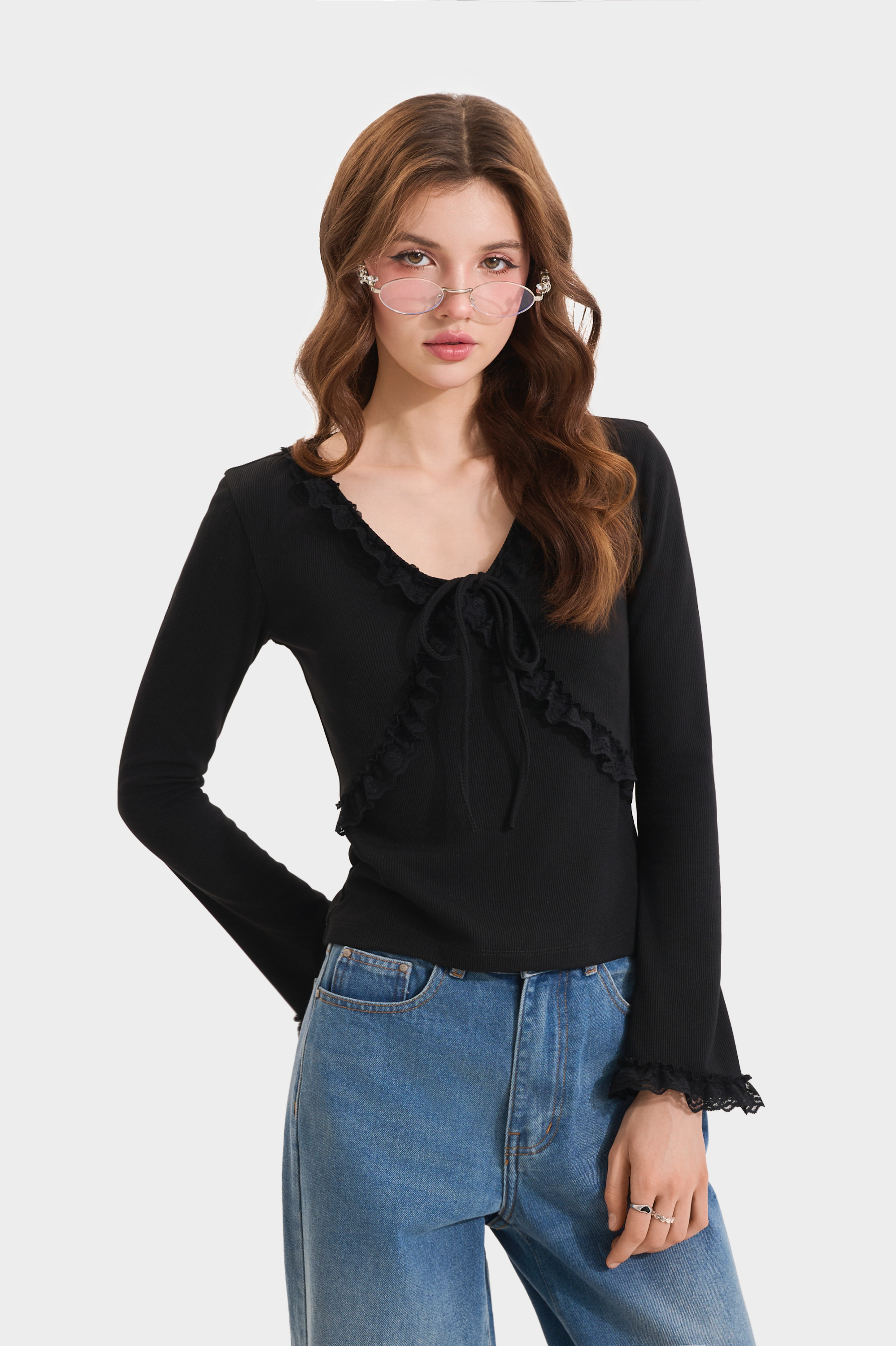 Mô tả Áo Thun Kiểu Nữ MARC FASHION Form Ôm Tay Dài  Phối Viền - FAQH100524 - 4