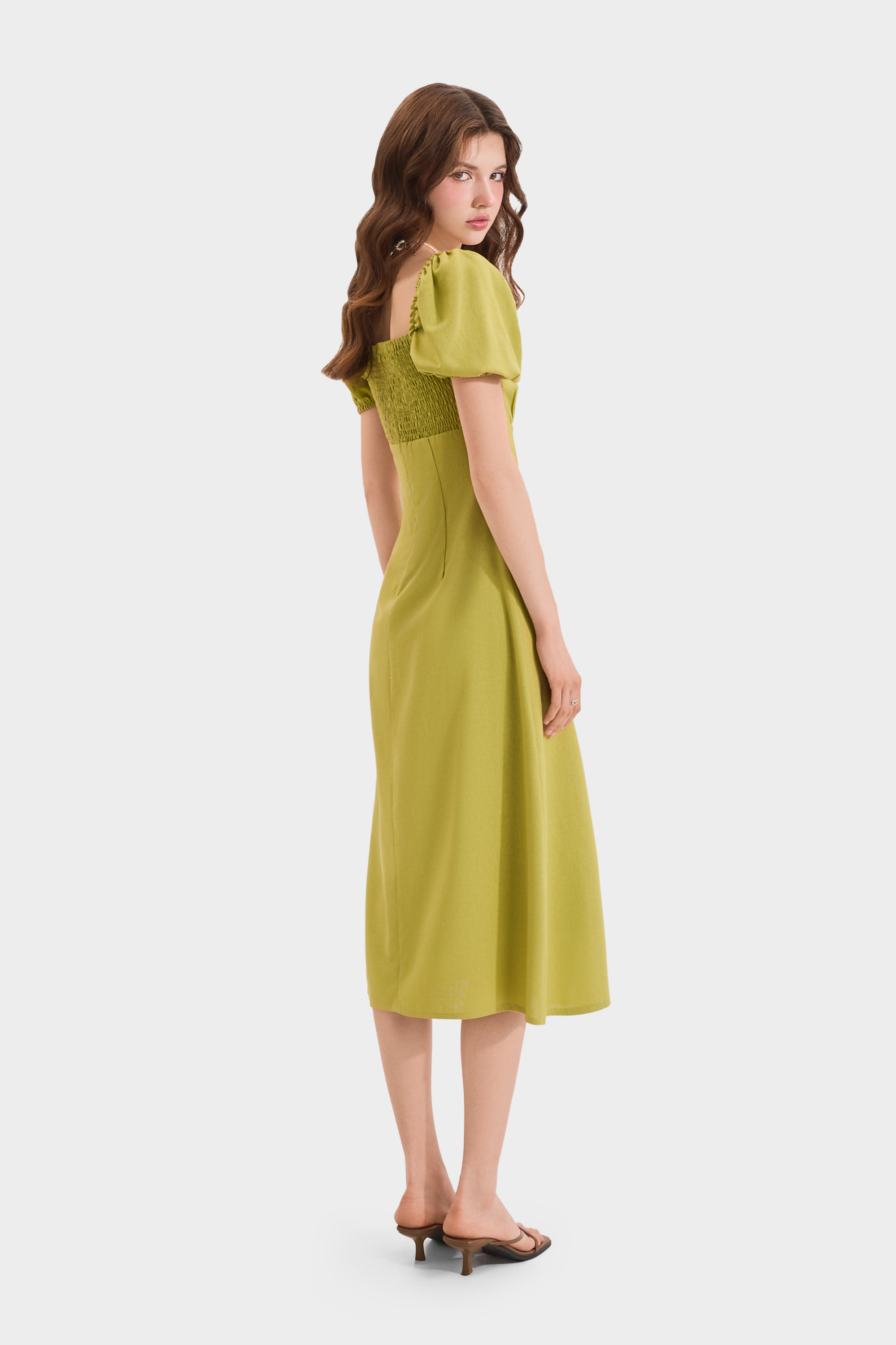 Mô tả Đầm Linen Cổ Vuông MARC FASHION Tay Phồng Smocking Lưng - FASH020525 - 8