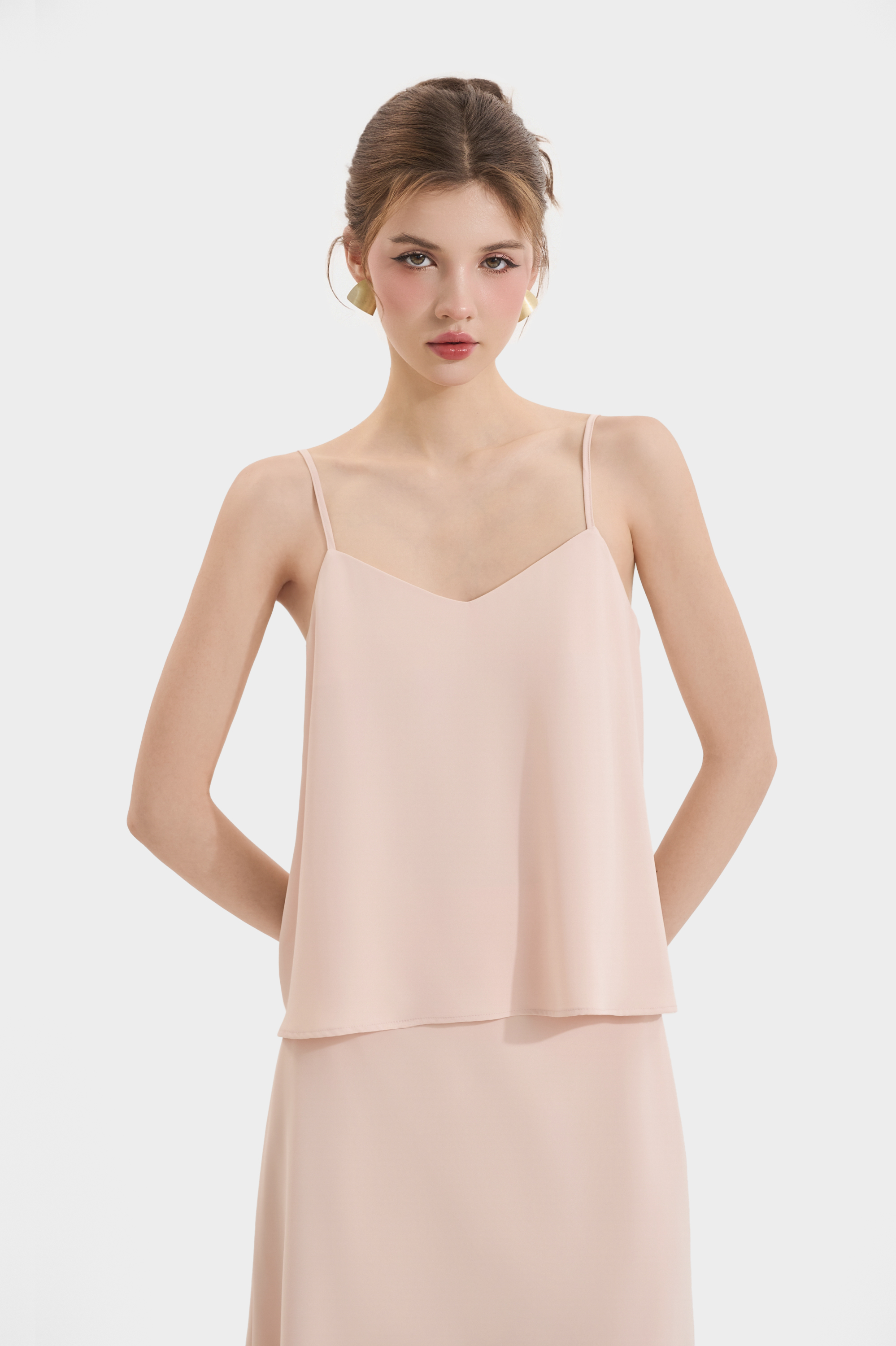 Mô tả Áo 2 Dây Cổ Tim MARC FASHION Form Rộng Cơ Bản - CBNH063524 - 1