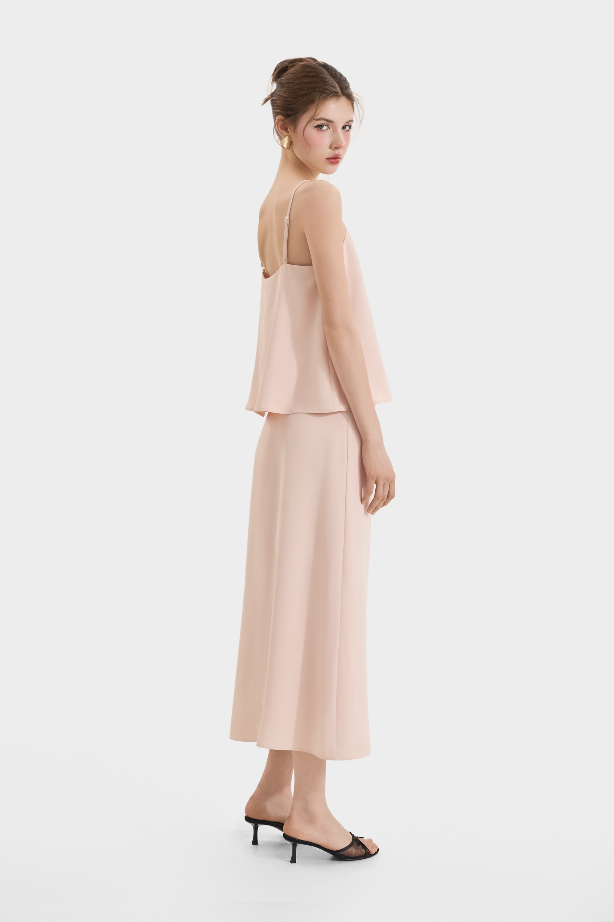 Mô tả Áo 2 Dây Cổ Tim MARC FASHION Form Rộng Cơ Bản - CBNH063524 - 7