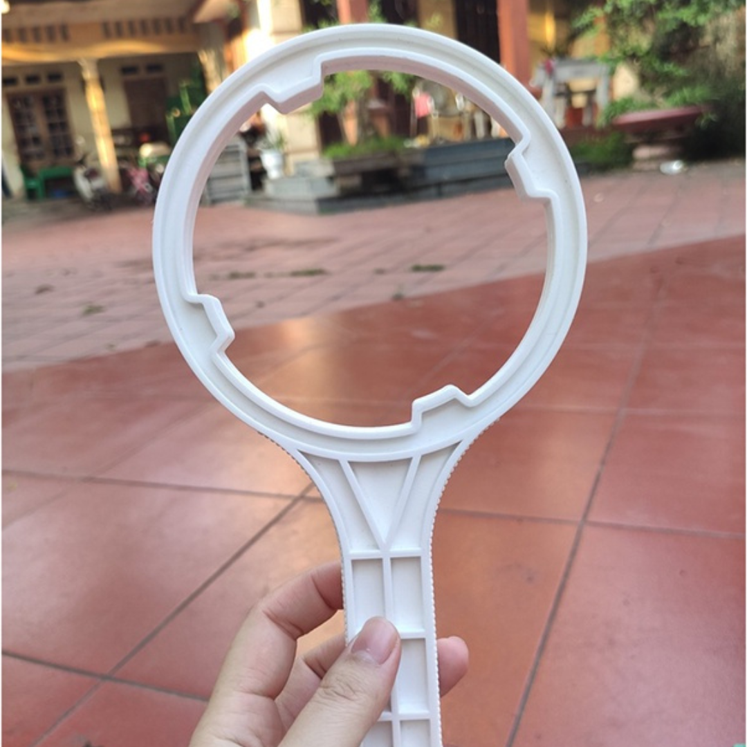 Mô tả Tay Vặn Cốc Lọc Nước Máy RO 10 inch Tay Gông Vặn Tháo Cốc Lọc Nước - 1