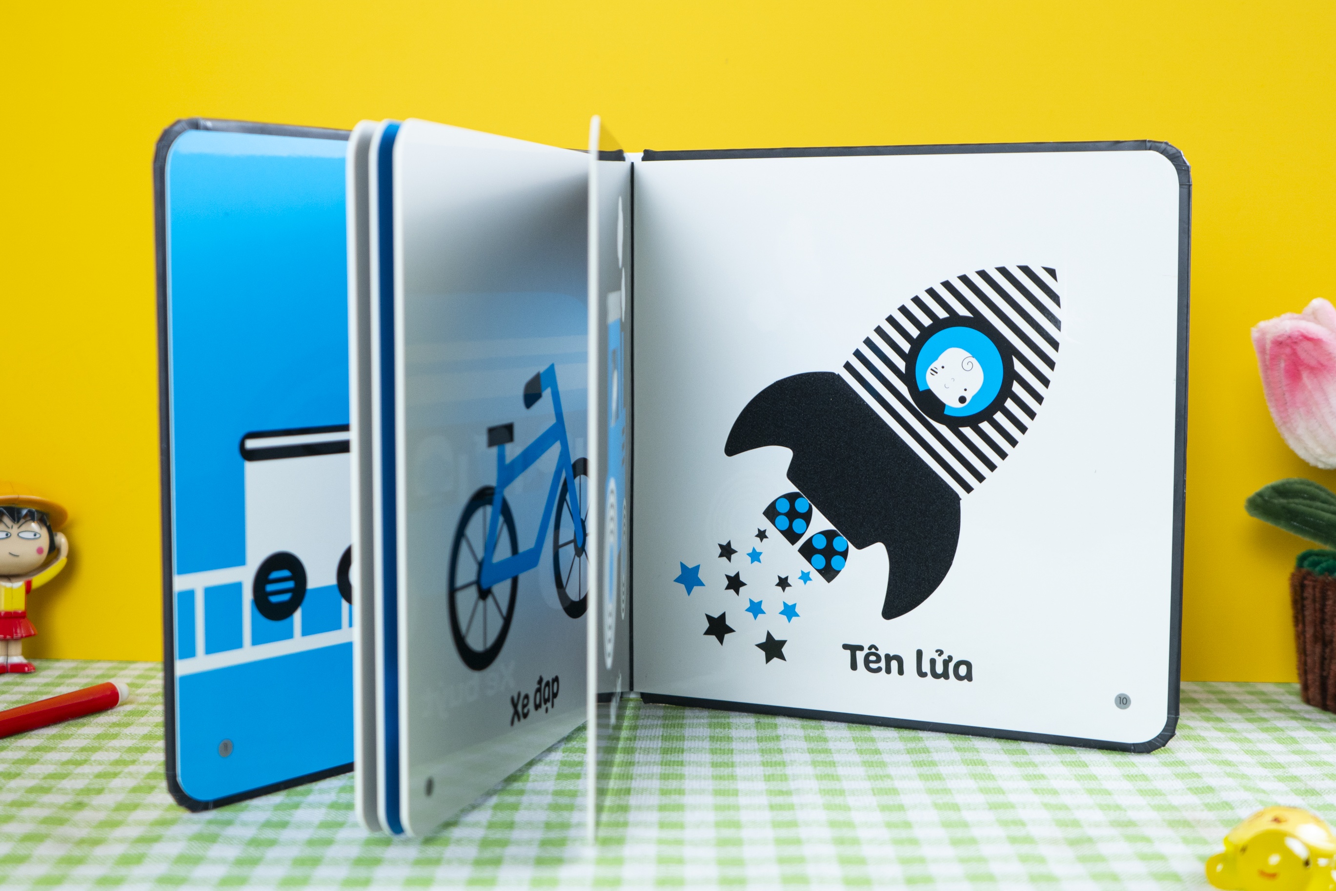 Mô tả Sách - Sách kích thích thị giác và xúc giác trọn bộ 4 tập cho bé 0-3 tuổi Đinh Tị Books - 4