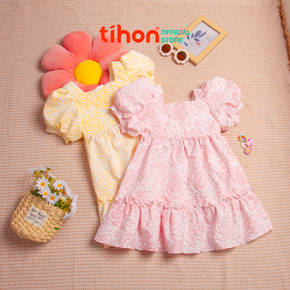 Váy bé gái TIHON chất xốp hoa nổi