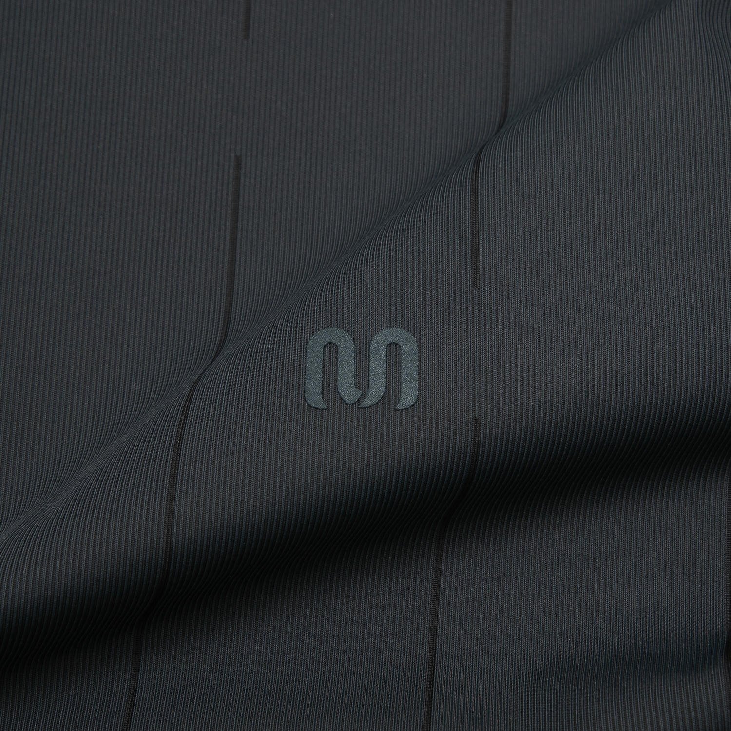 Mô tả Áo Polo Nam Ngắn Tay Sọc Chìm Insidemen Dáng Regular Fit IPS211AS0 - 2