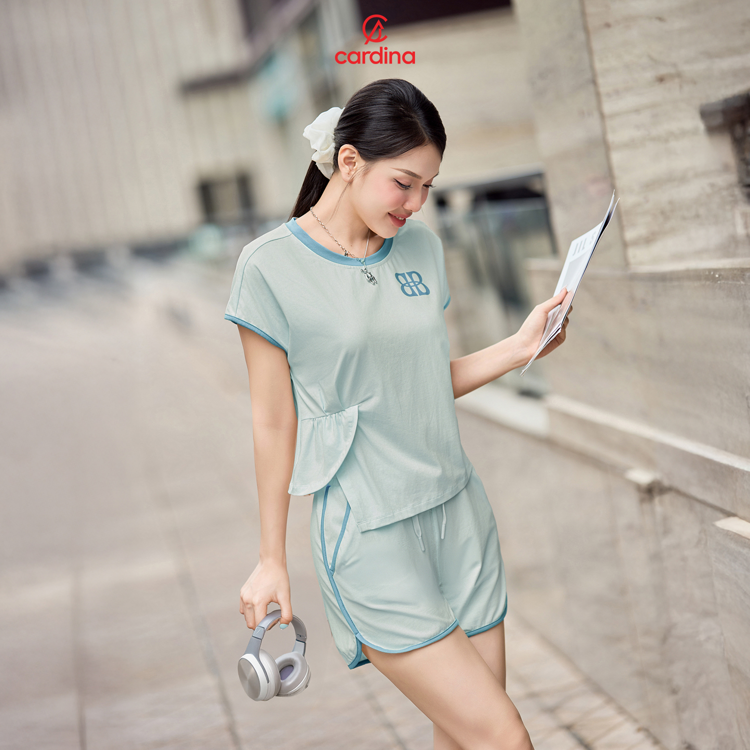 Mô tả Đồ bộ nữ CARDINA chất liệu cotton tay liền xếp ly eo trẻ trung năng động 5BCN11 - 6