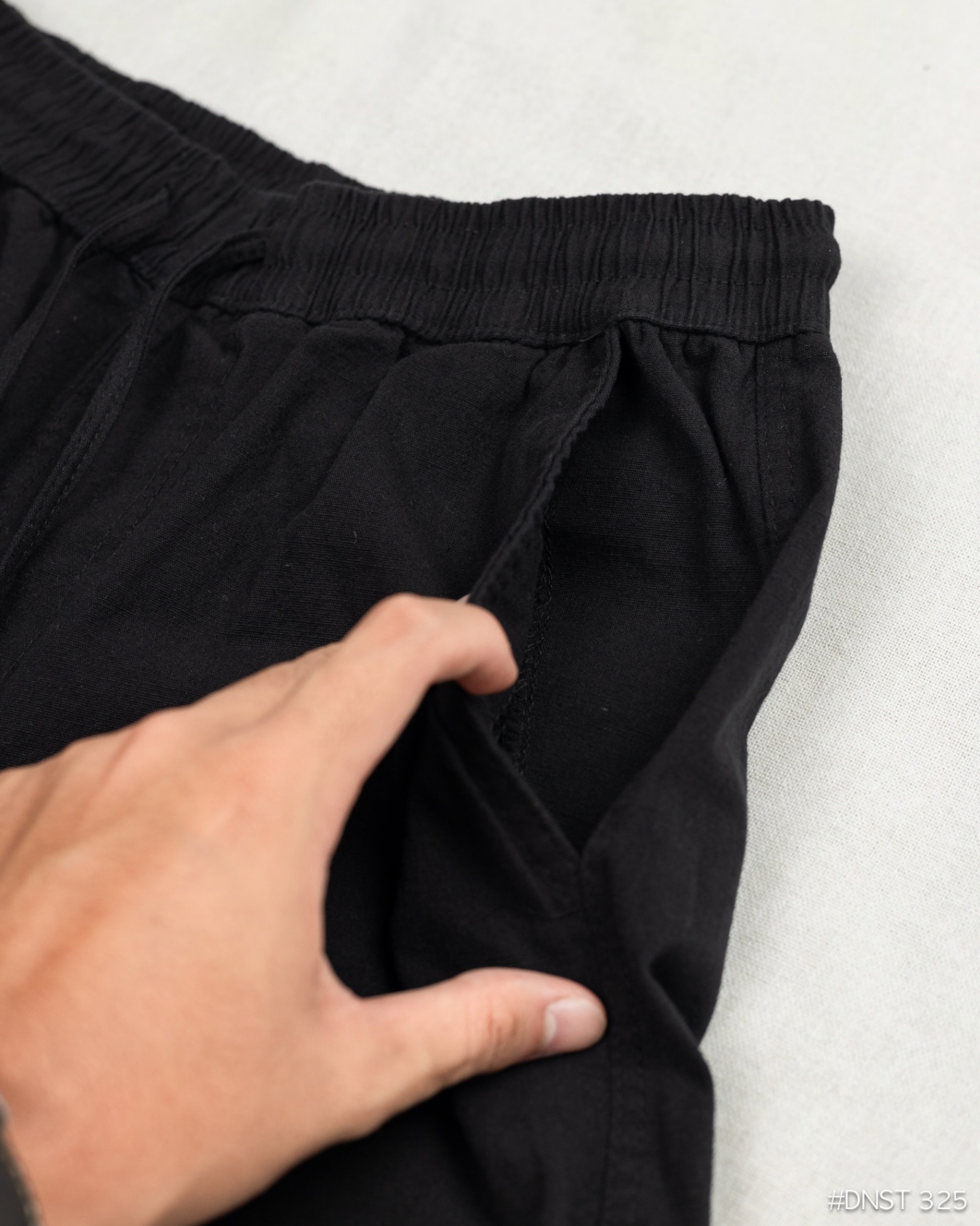 Mô tả Quần short đũi trơn ngắn DNST 325, form suông, chất linen - 6