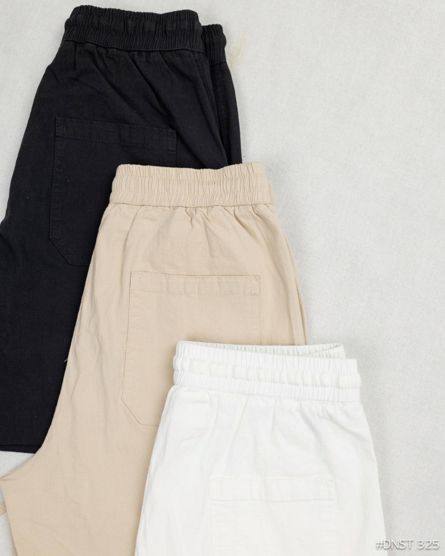 Mô tả Quần short đũi trơn ngắn DNST 325, form suông, chất linen - 10