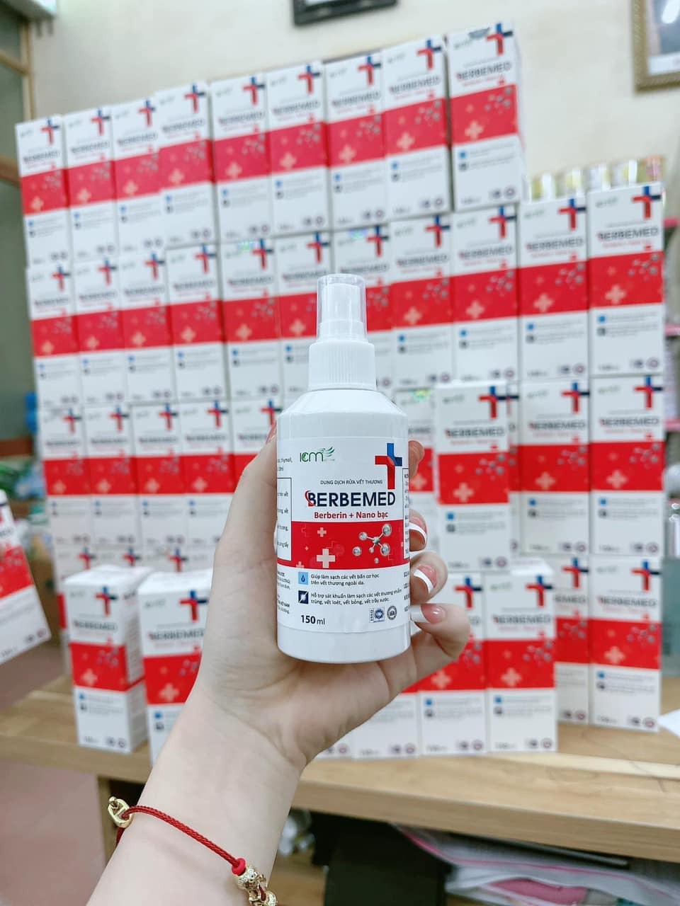 Mô tả Dung dịch sát khuẩn vết thương nano bạc Berbemed 150ml - Xịt kháng khuẩn, sát trùng vết thương - 1