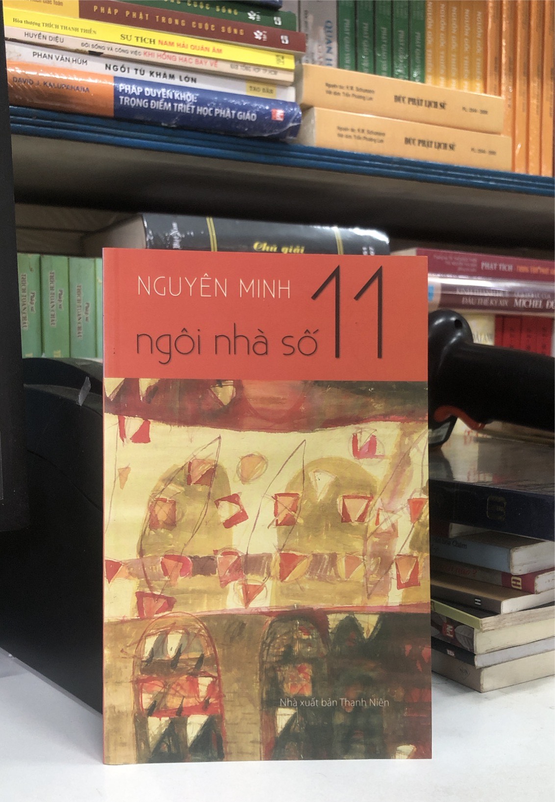 Mô tả Sách - Ngôi Nhà Số 11 (Bìa mềm) - 1