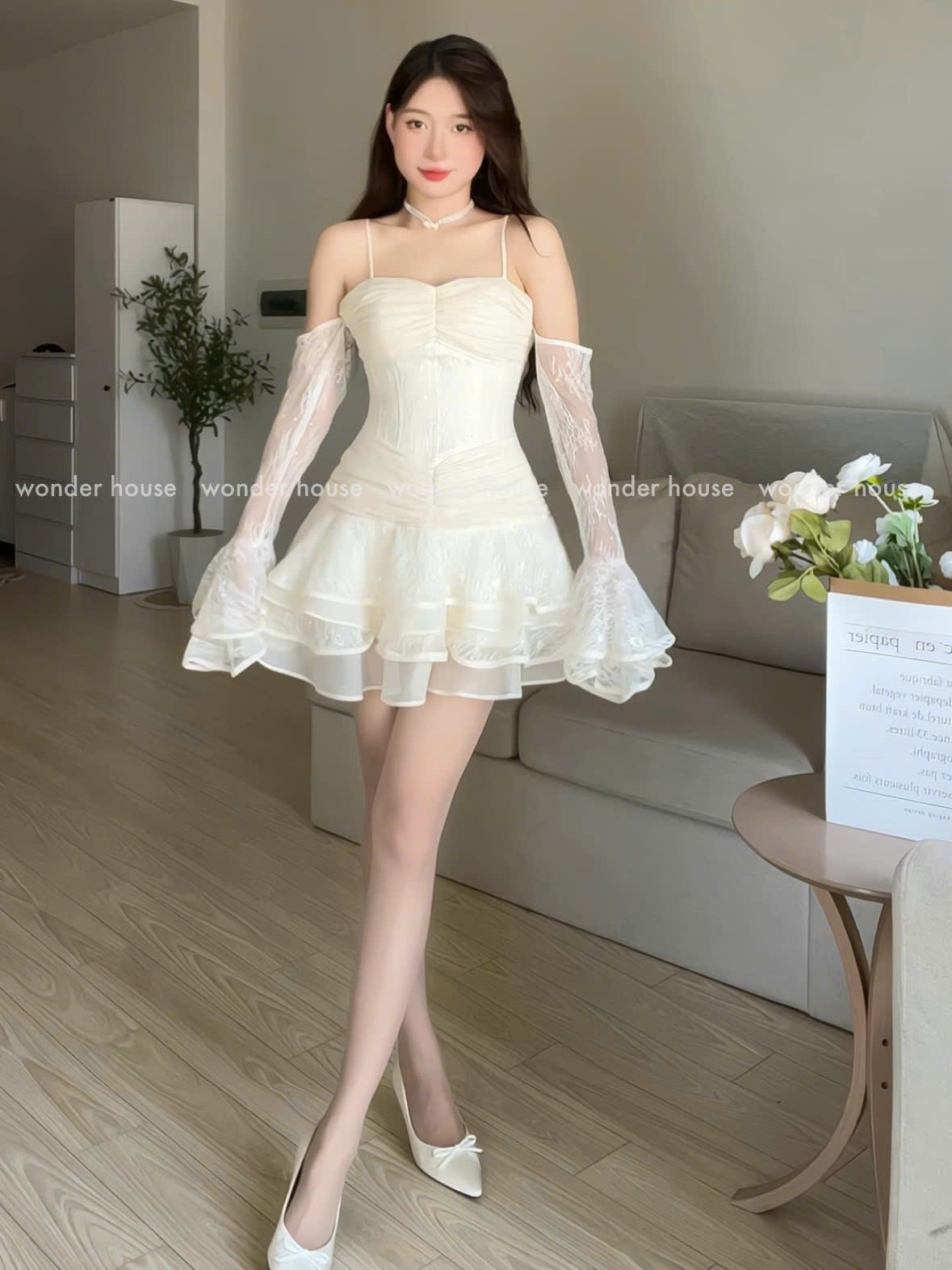 Mô tả Dora Dress Wonderhouse Đầm thiết kế dây tay dài dáng xòe chất vải ren họa tiết dự tiệc,dạo phố sang trọng nữ tính - 3
