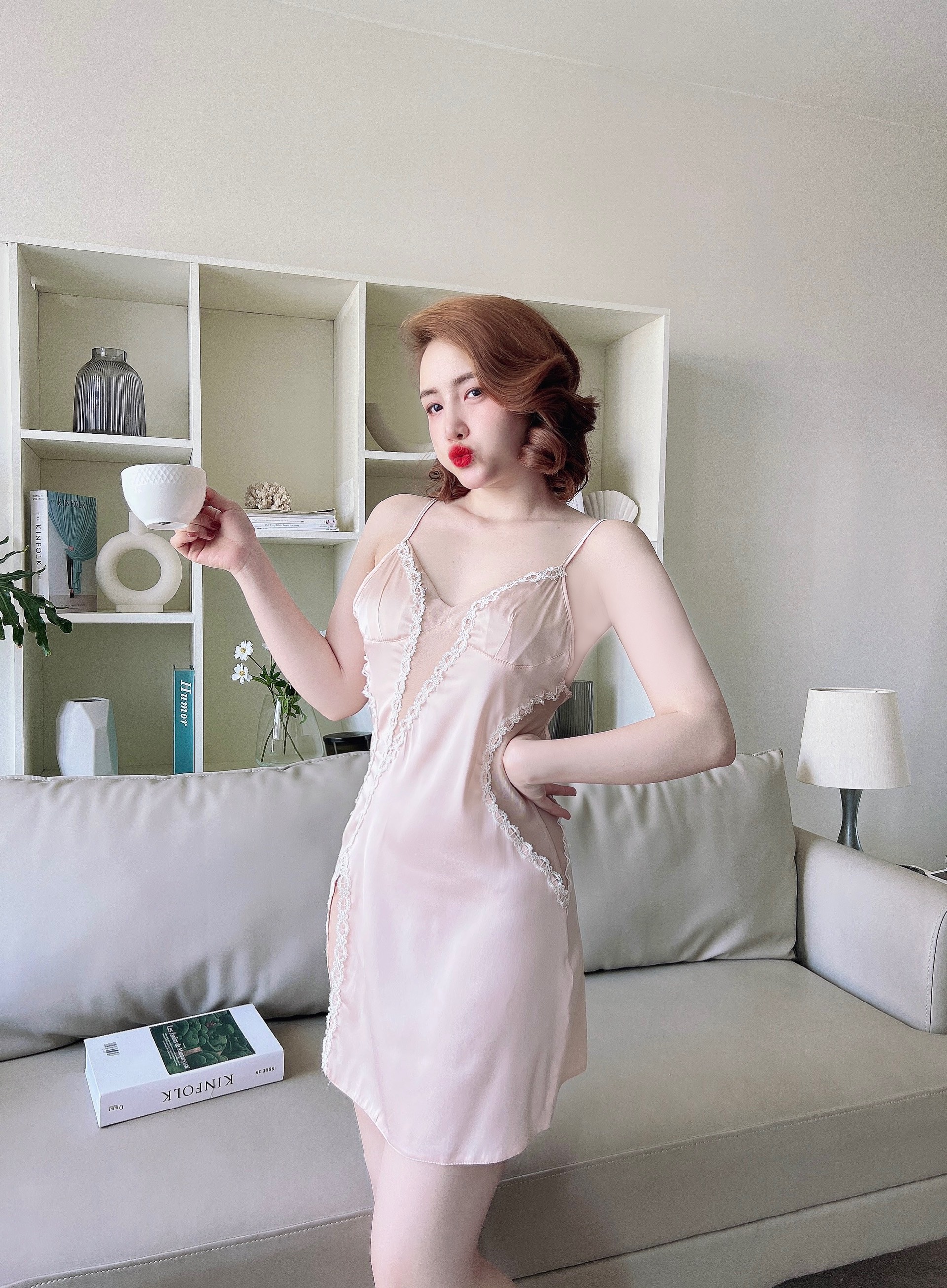 Mô tả Váy Ngủ Nữ SOJUN Vải Latin Ren Có Mút Kèm Quần Size Dưới 55kg - 2