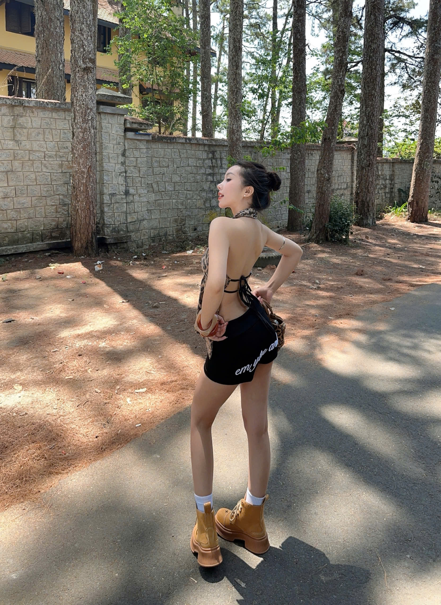 Mô tả Quần Short cạp trễ gập eo tôn dáng EM YÊU ANH và PRETTY - 𝐊𝐈𝐋𝐋 𝐒𝐘𝐒𝐓𝐄𝐌 - 3