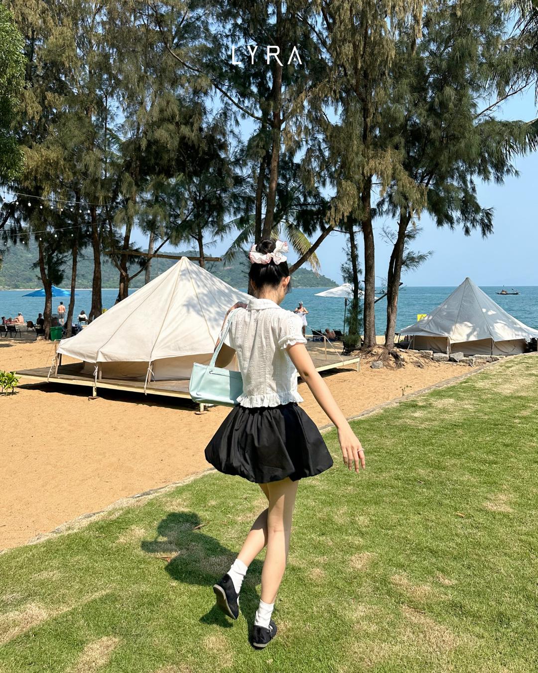 Mô tả LYRA - Áo sơ mi ngắn tay thiết kế, Áo kiểu nữ cổ nơ viền ren chất thô boi trẻ trung kiểu Hàn - LWNAO021 - 2