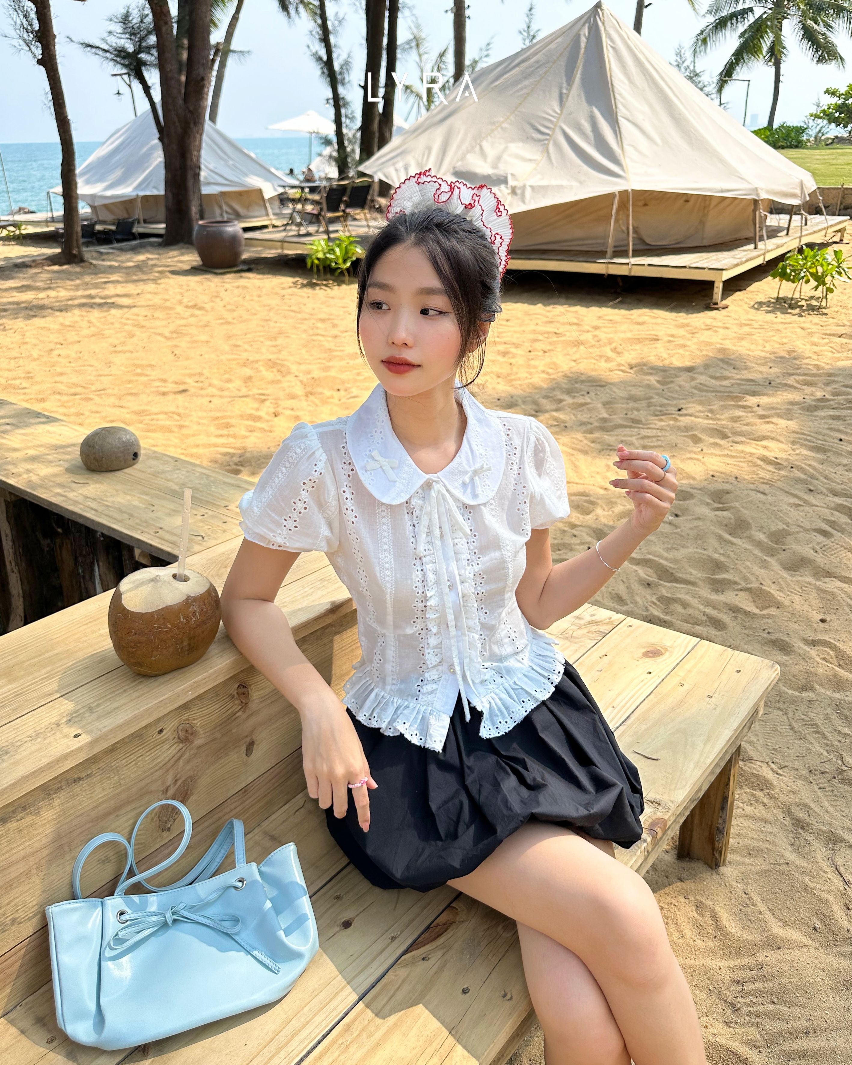Mô tả LYRA - Áo sơ mi ngắn tay thiết kế, Áo kiểu nữ cổ nơ viền ren chất thô boi trẻ trung kiểu Hàn - LWNAO021 - 5