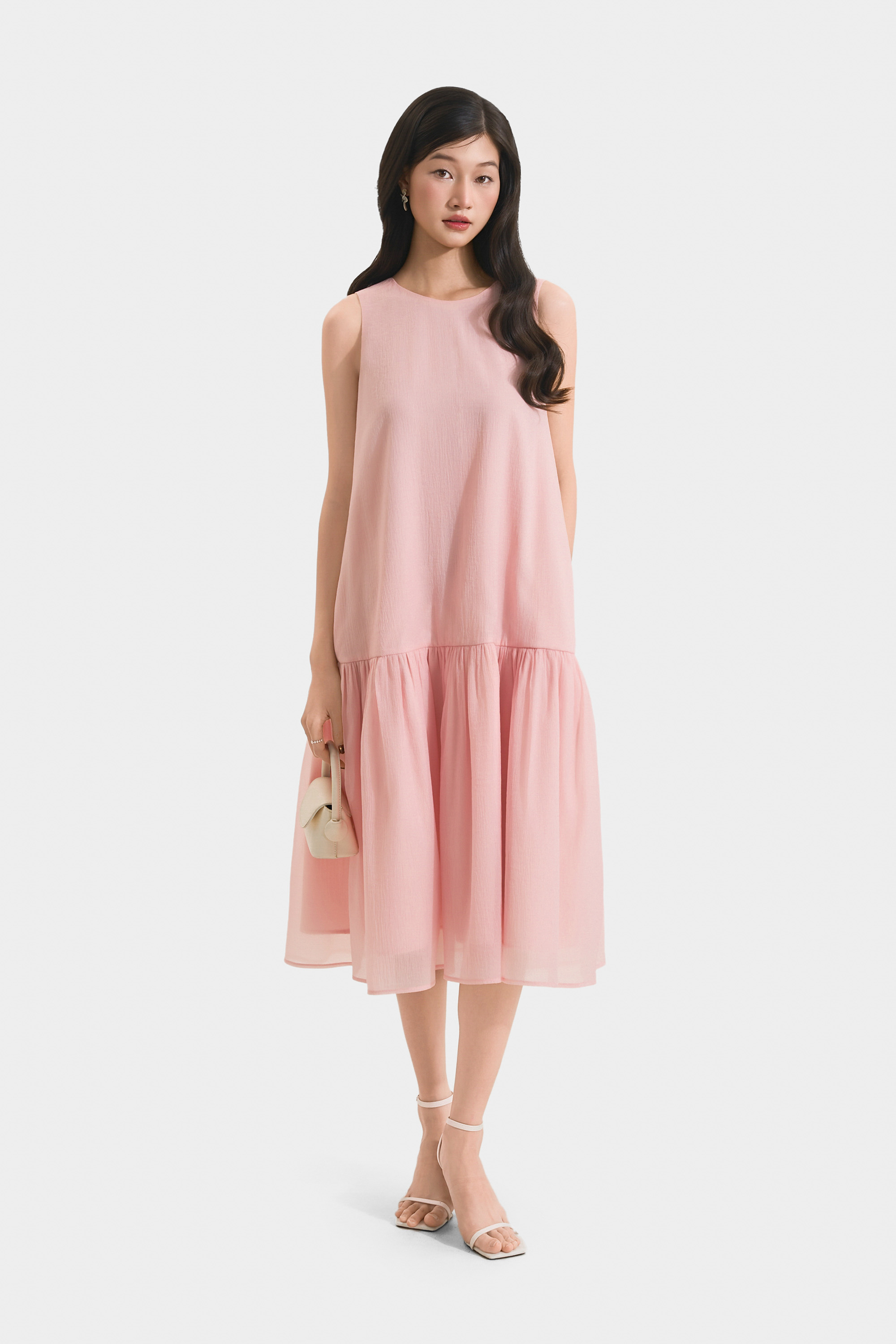 Mô tả Đầm Kiểu Nữ MARC FASHION Form Suông Sát Nách Thắt Nơ Lưng - CBLH073023 - 3