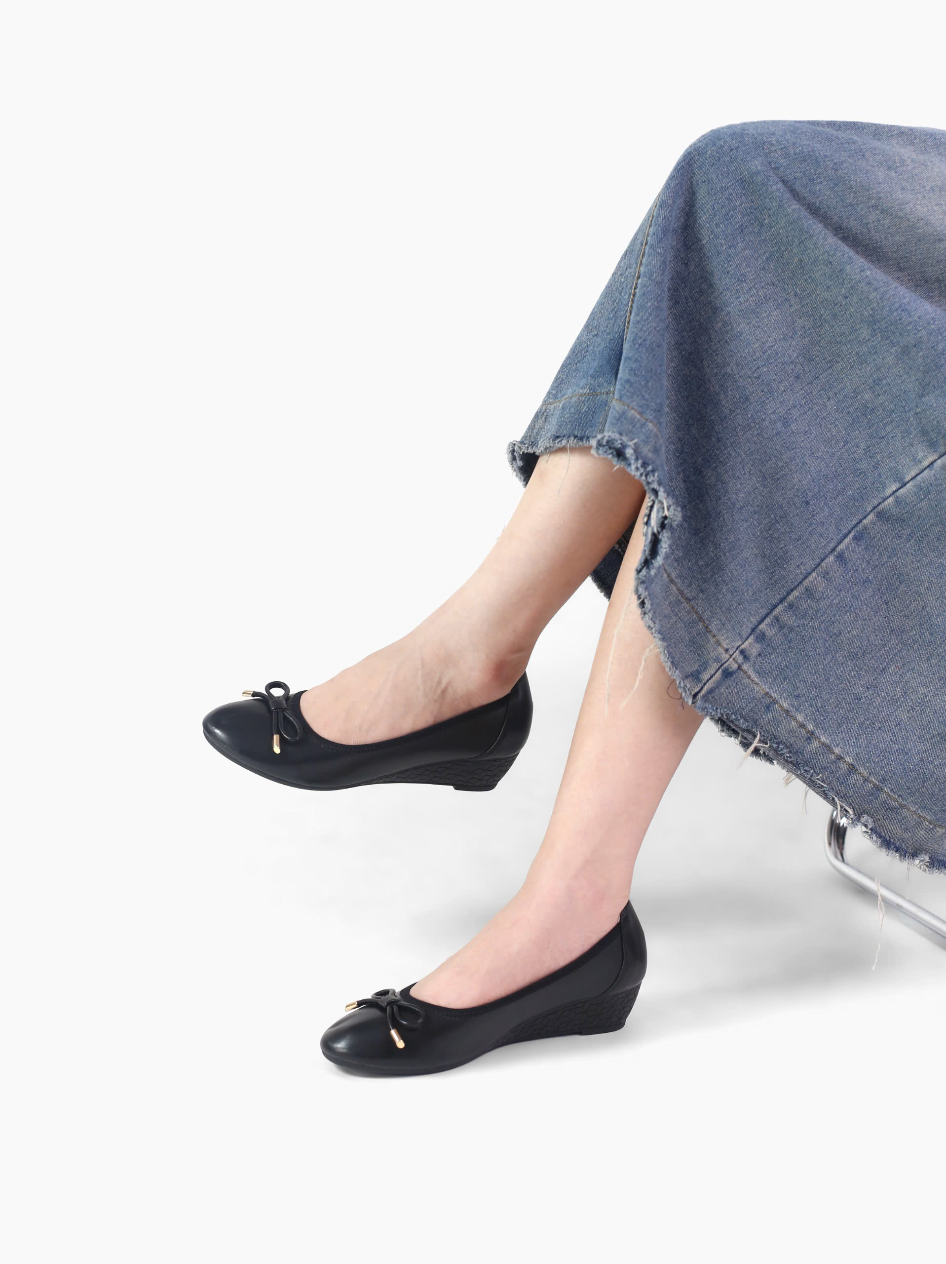 Mô tả Giày Búp Bê Nữ Mũi tròn Đế Xuồng Basic Đính Nơ Da Thật Êm Mềm Cillie CG14 - 1