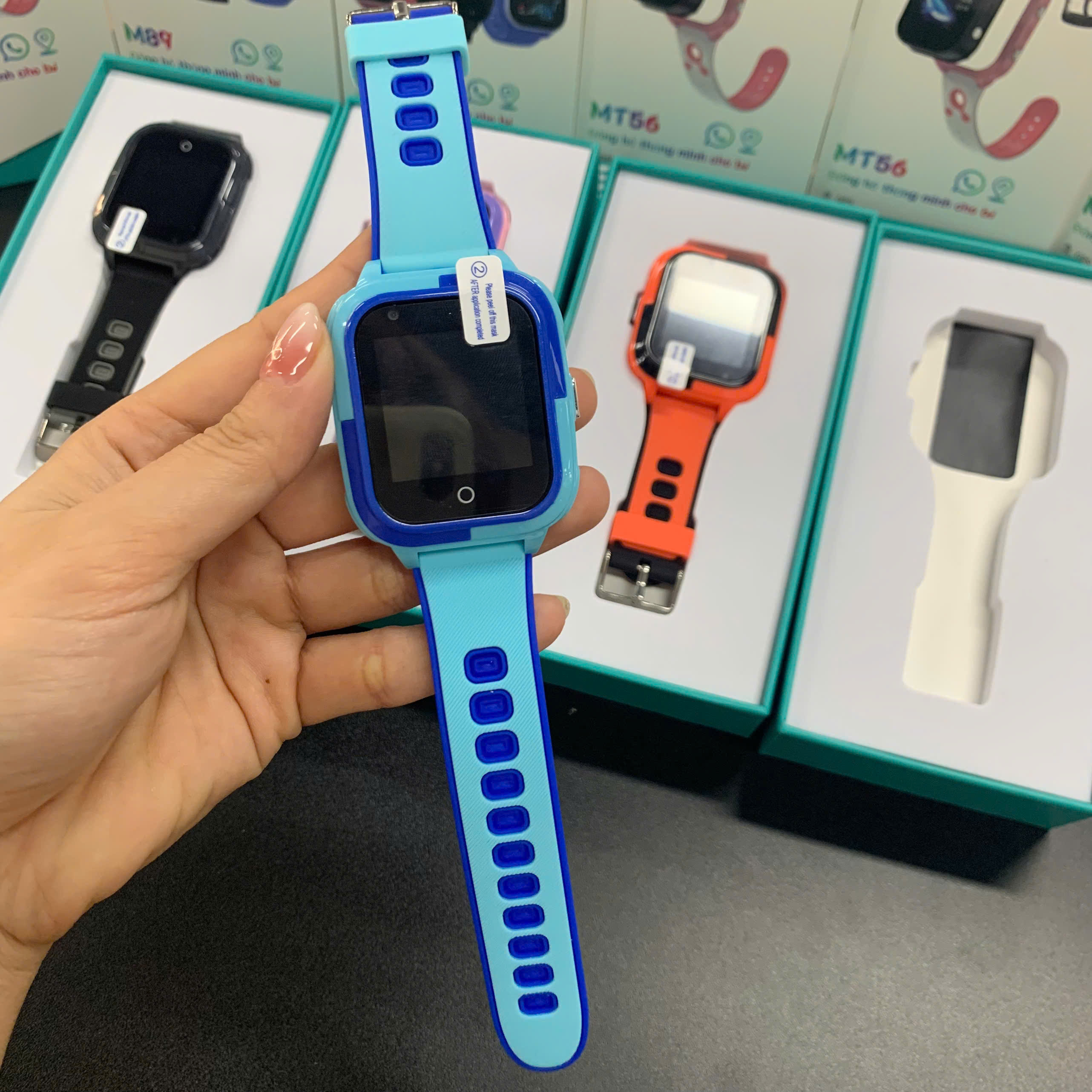 Mô tả Đồng hồ thông minh trẻ em Manigo MF56 định vị lắp sim nghe gọi call video bảo hành đổi mới 12 tháng - 10