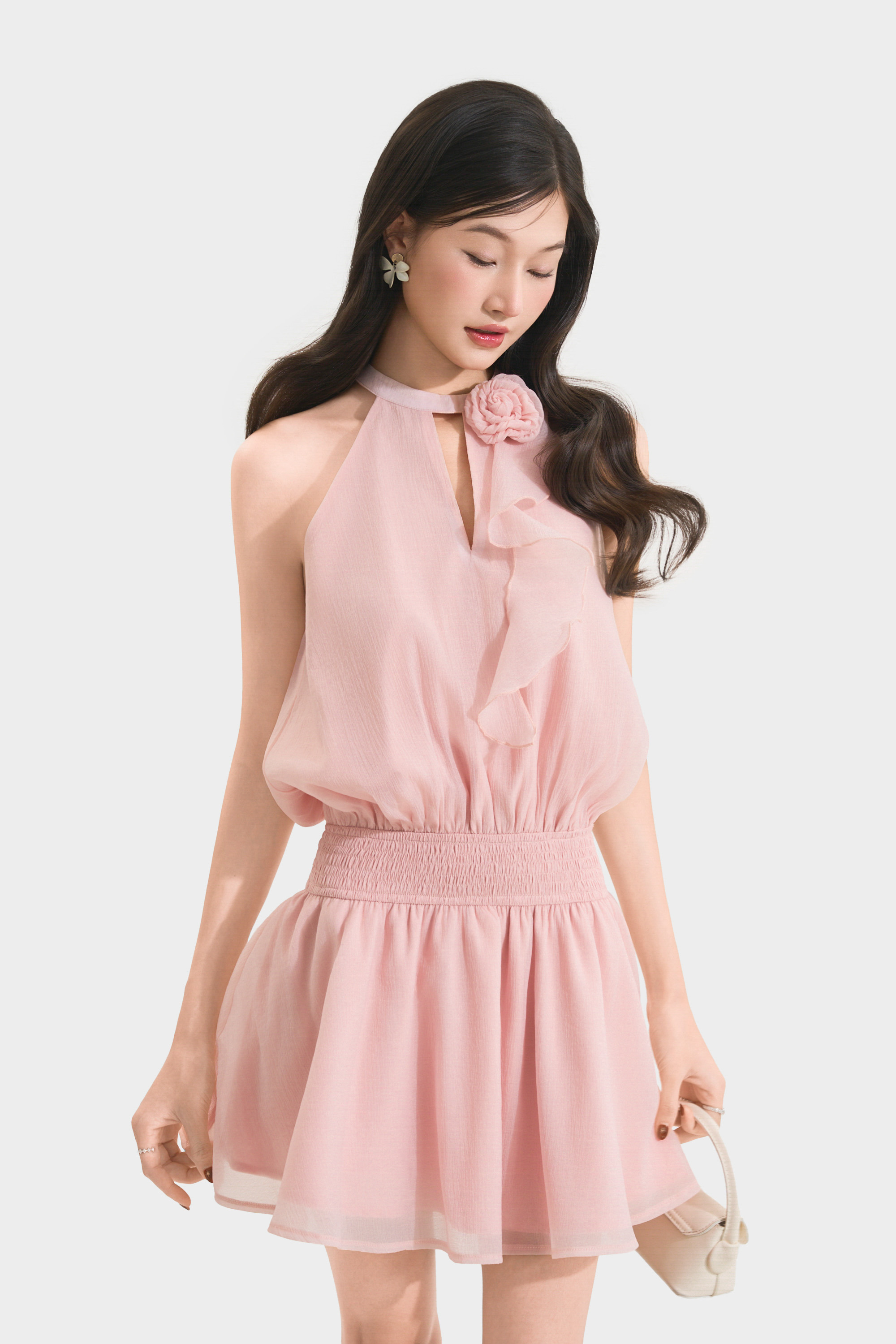 Mô tả Đầm Kiểu Nữ MARC FASHION Sát Nách Nhún Eo Cổ Xẻ Đính Hoa - FASH102024 - 2