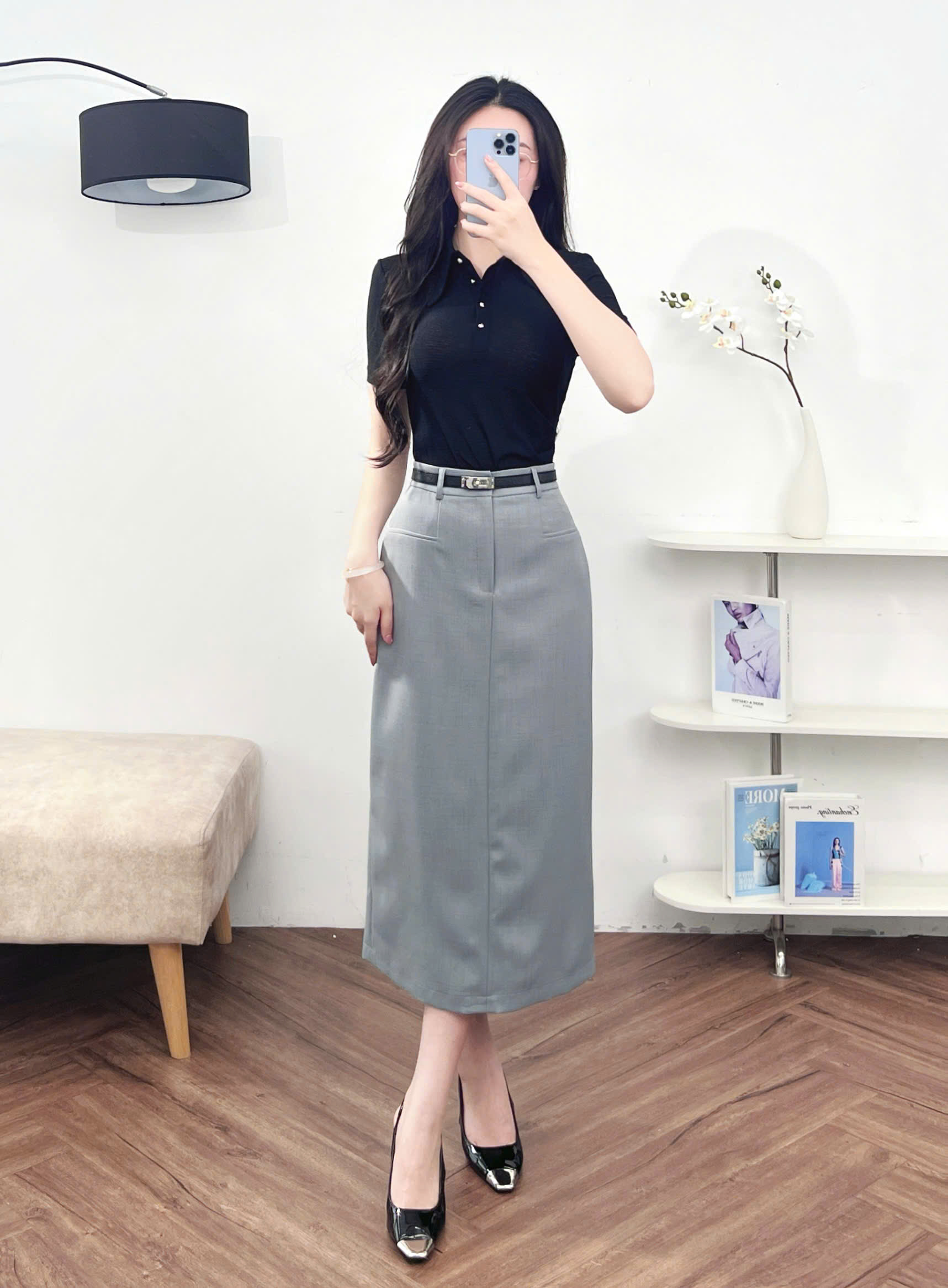 Mô tả Áo Thun Nữ 𝐂𝐂𝐇𝐀𝐓 Dáng Ôm Nẹp V Lệch Gấu Vát Chất Liệu Co Giãn 4 Chiều 15TNC2002OT - 5