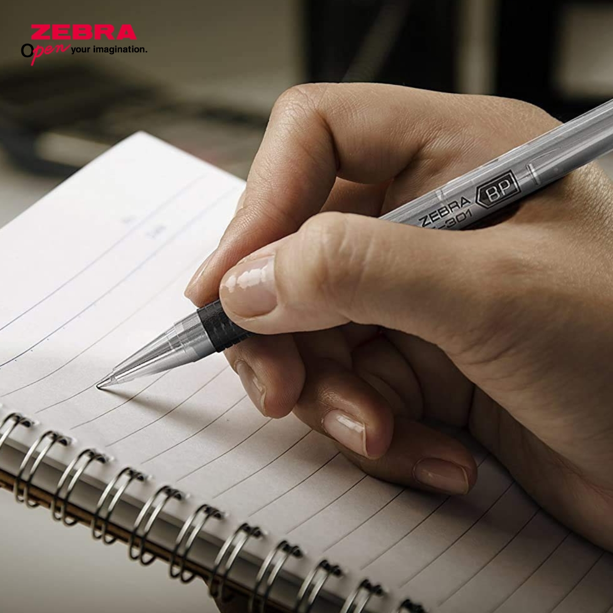 Mô tả Bút Bi F.301 0.7mm Zebra Pen Mực Xanh - Vỏ Đỏ Xanh Lá Xanh Dương Đen 12.6g [Chính Hãng] - 11