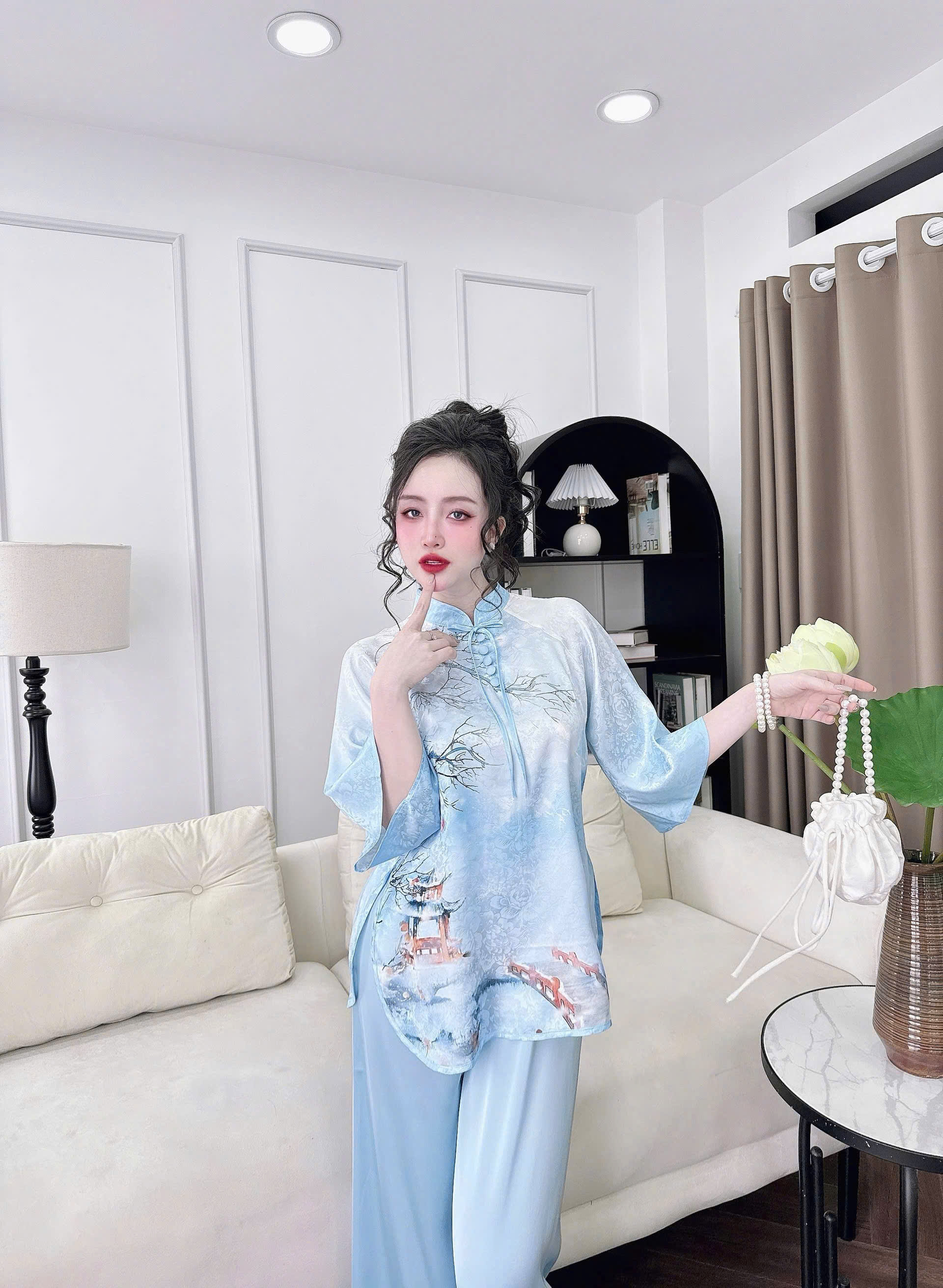 Mô tả Bộ Lam Đi Chùa SOJUN Đồ Pháp Phục Lụa Gấm Cổ Trụ Nút Bọc Thiết Kế Size Dưới 65kg - 4