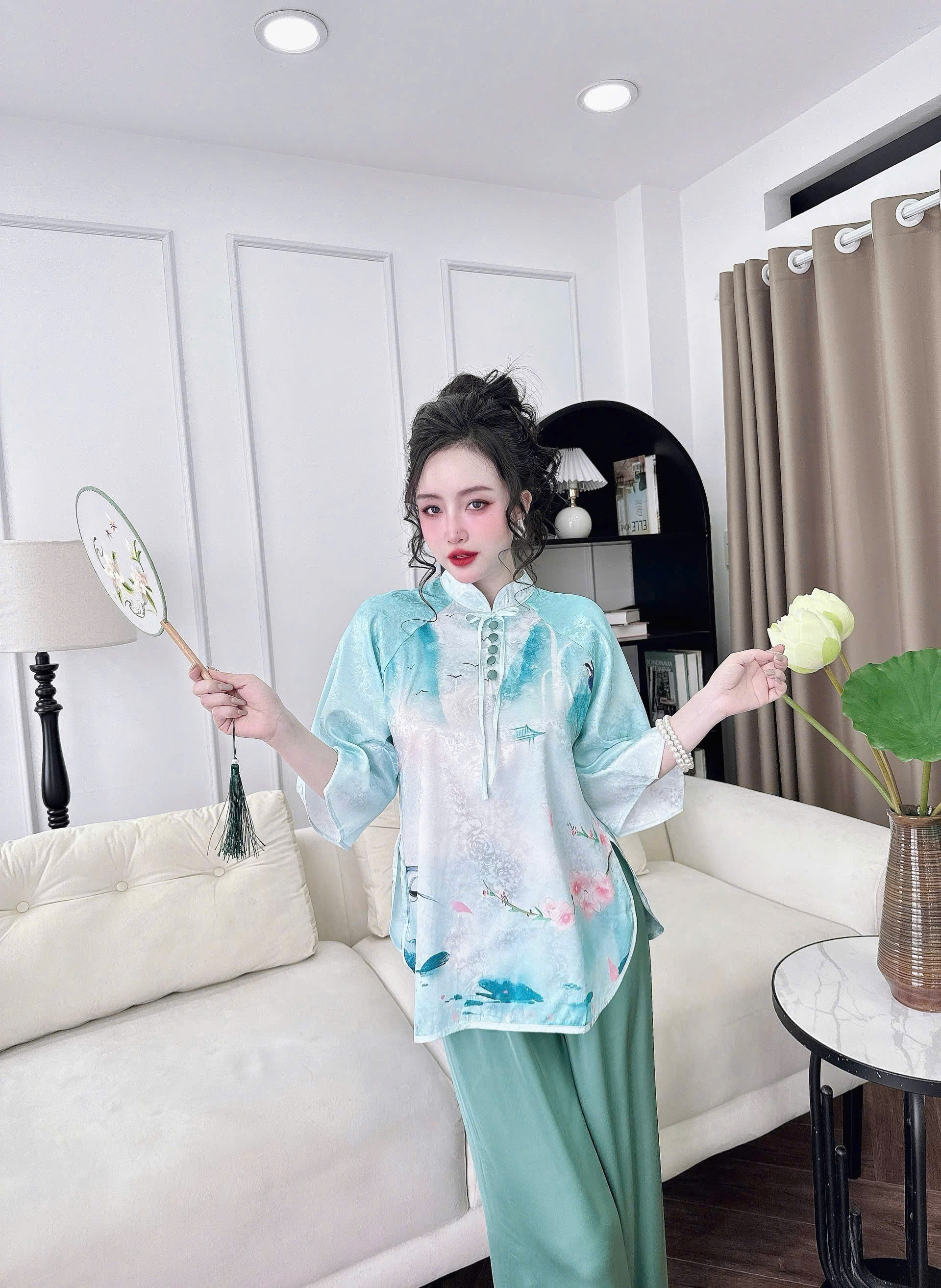 Mô tả Bộ Lam Đi Chùa SOJUN Đồ Pháp Phục Lụa Gấm Cổ Trụ Nút Bọc Thiết Kế Size Dưới 65kg - 11