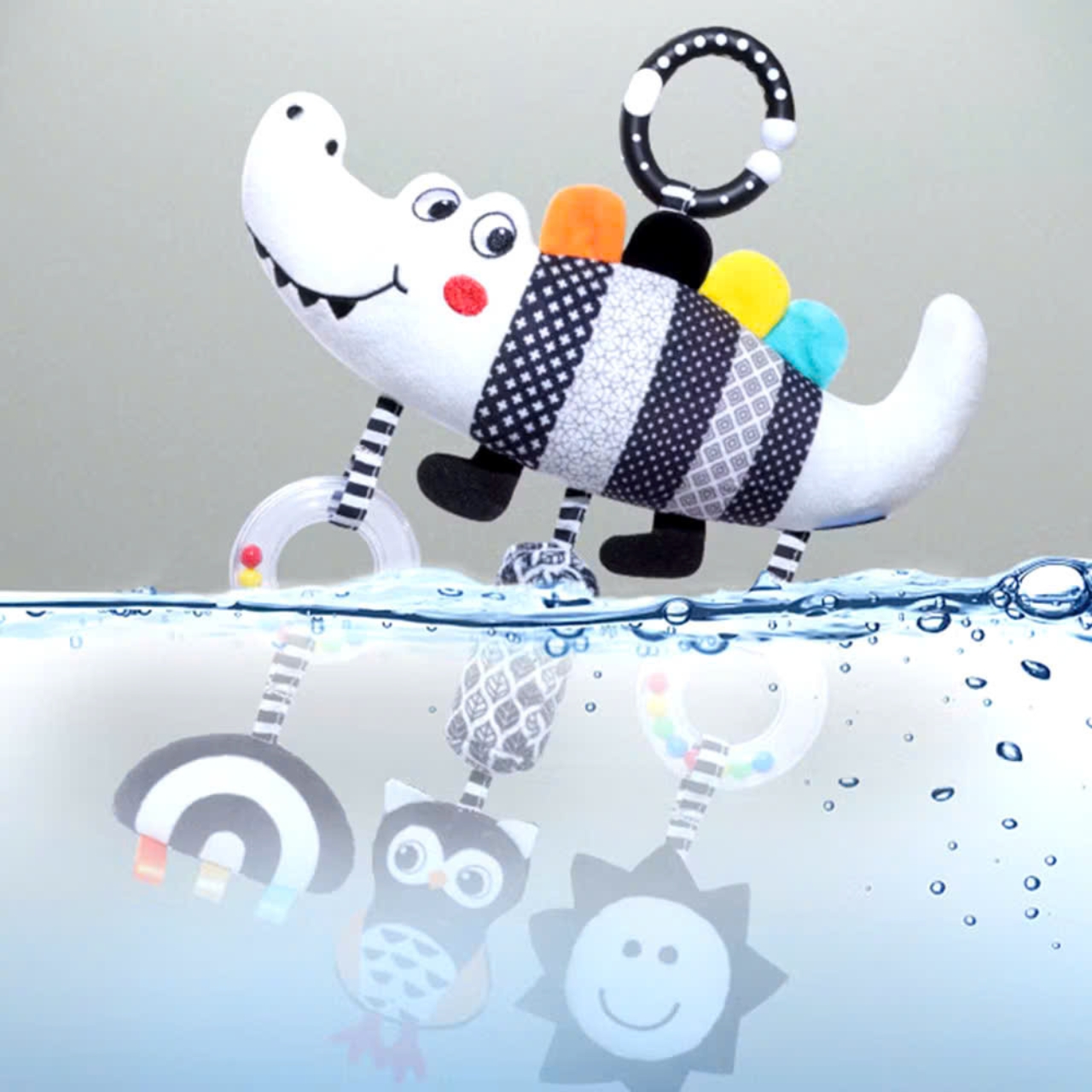 Mô tả Đồ Chơi Treo Nôi Cho Bé, Đồ Chơi Lắc Nhạc Vải Nhồi Hình Thú Đen Trắng (Cá Sấu, Sâu) - 4