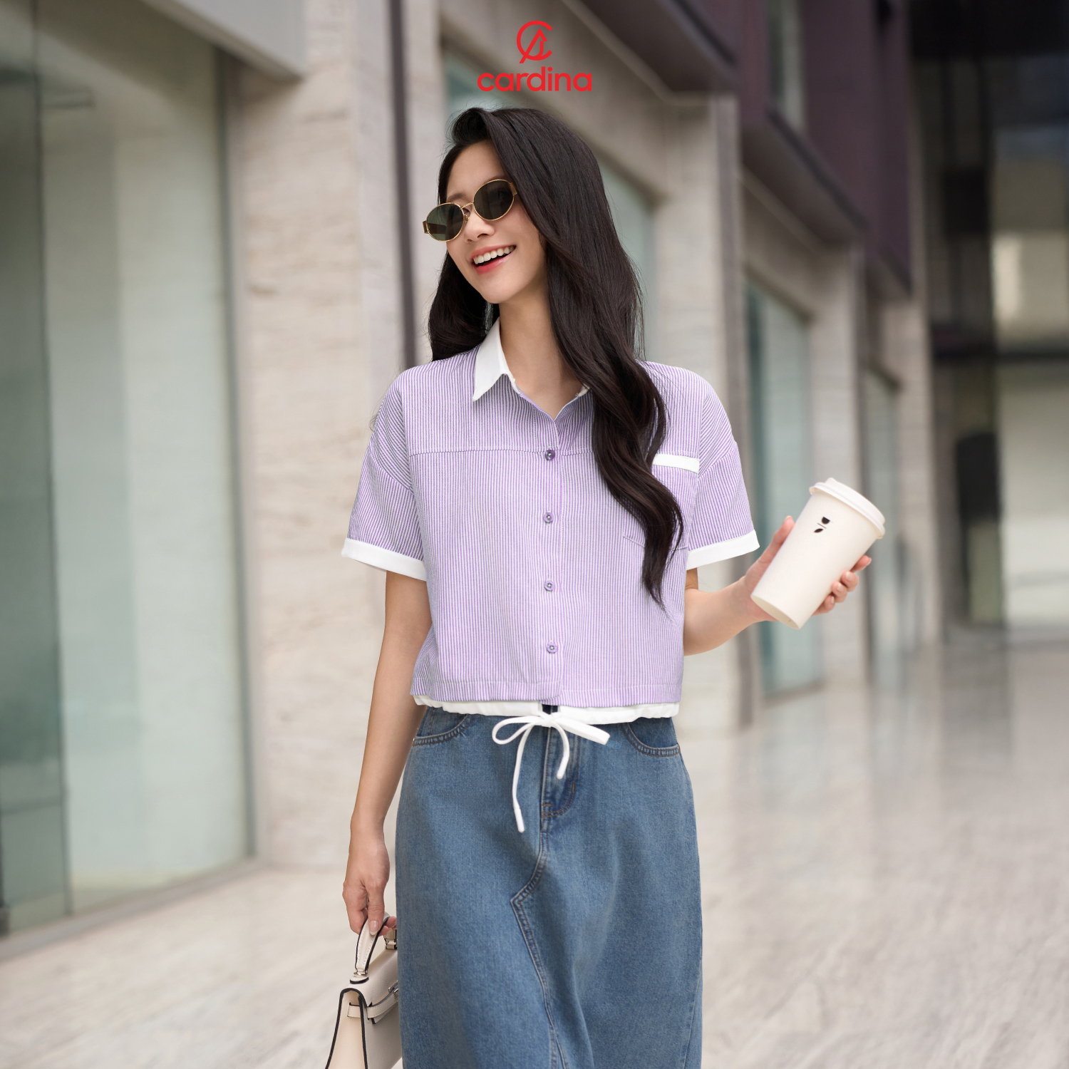 Mô tả Áo sơ mi nữ CARDINA chất thô dáng croptop có đường rút gấu trẻ trung năng động 5ASC10 - 9