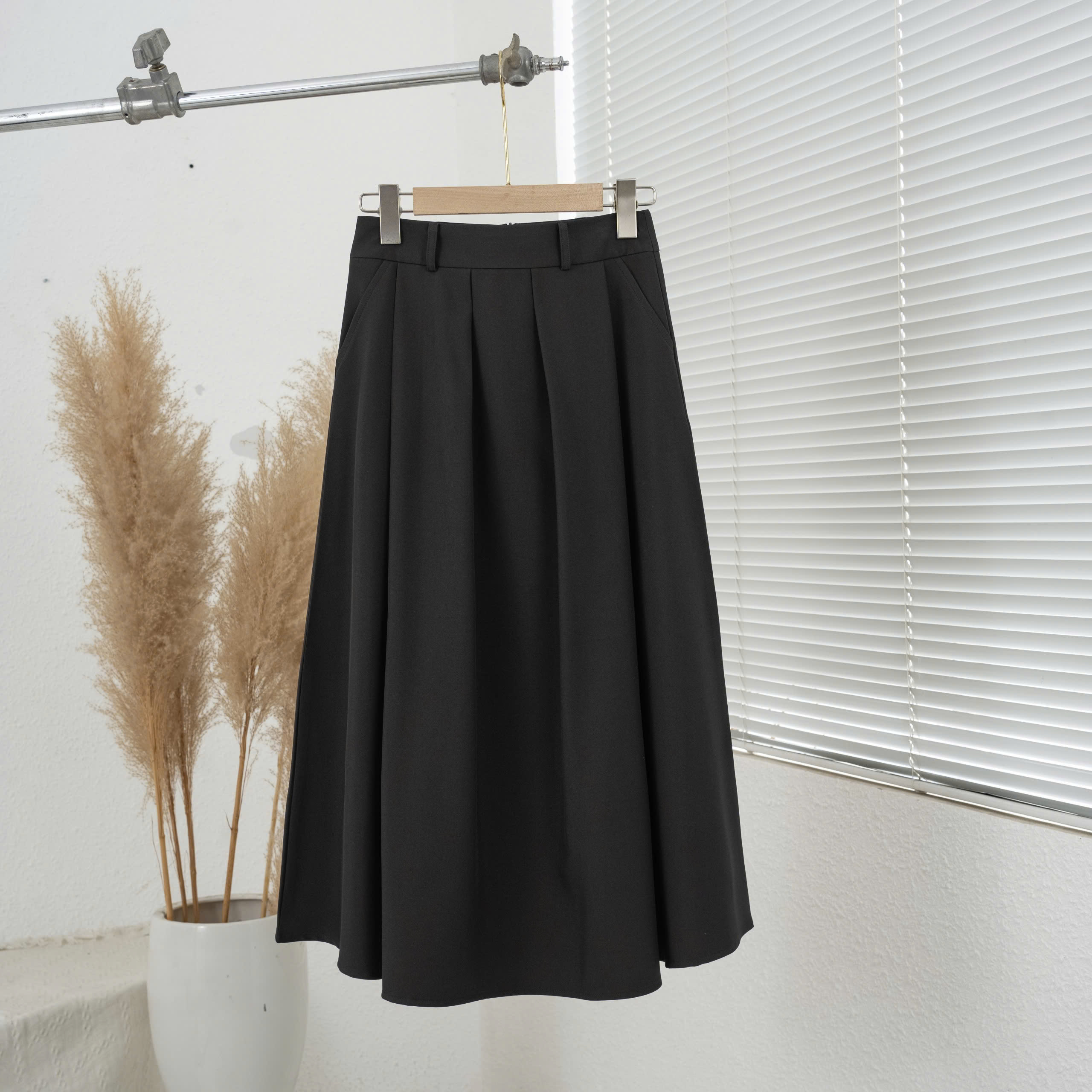 Mô tả Chân váy ly hộp 279 dáng xòe dài 80cm – Chất vải gold Hàn cao cấp, mềm mịn, che dáng tốt - 4
