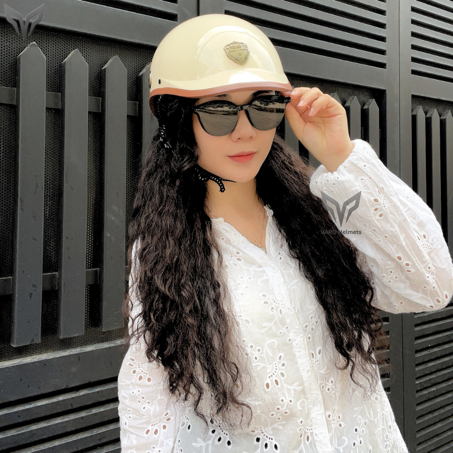 Mô tả Mũ Bảo Hiểm Nửa Đầu Mỏ Liền VARO SHAPE Có Lỗ Thông Gió Phong Cách Nhật Bản Freesize Vòng Đầu 54-59cm - 1