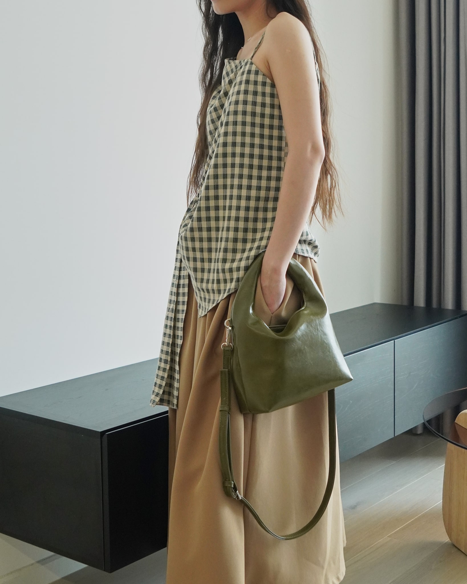 Mô tả Túi da mềm MIDORI size nhỏ phối đồ đi làm, đi chơi - có dây đeo chéo với bảng màu trendy KHÂU BY CQ - 7