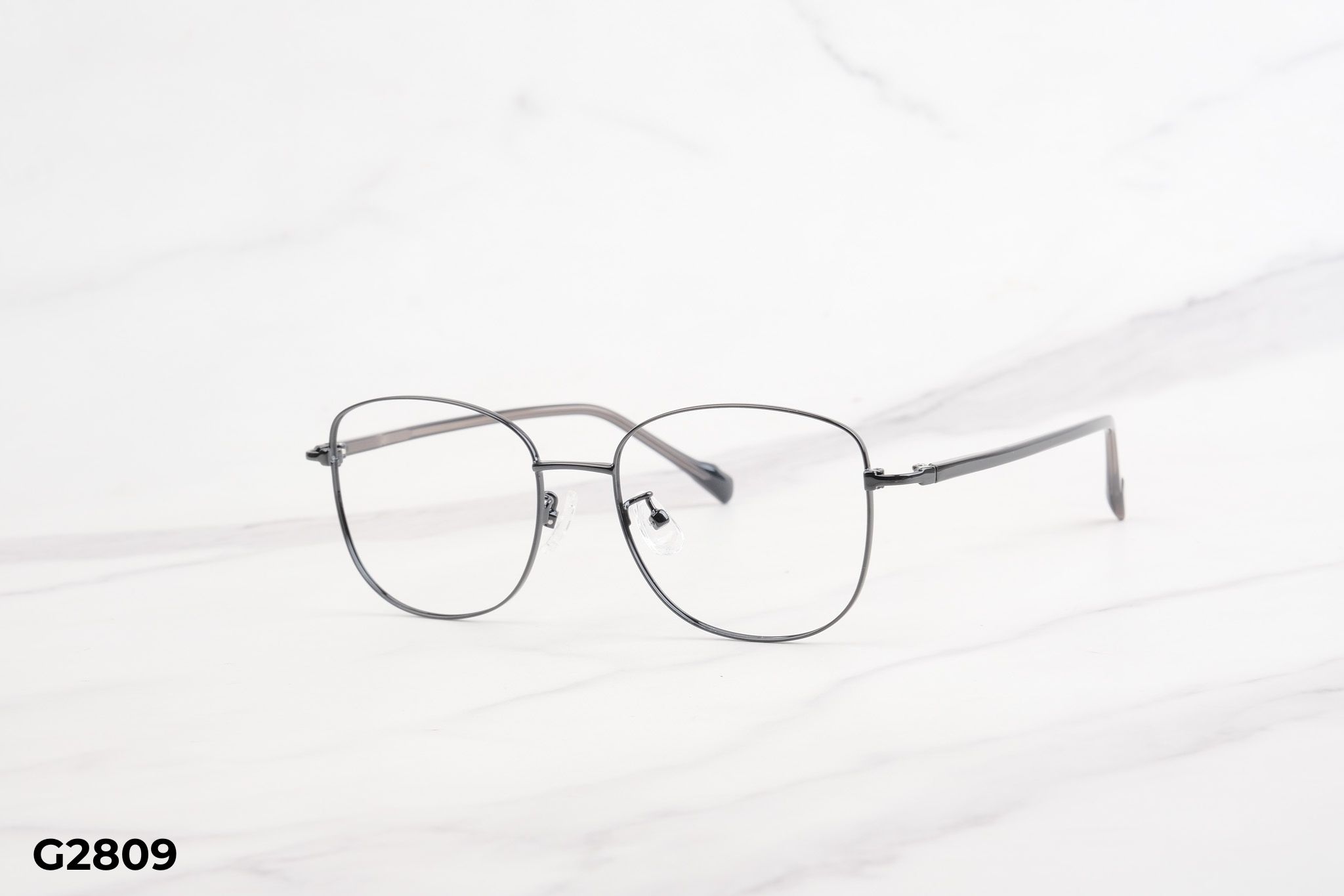 Gọng Kính Cận Titanium Shady Unisex G2809 từ nhiều góc