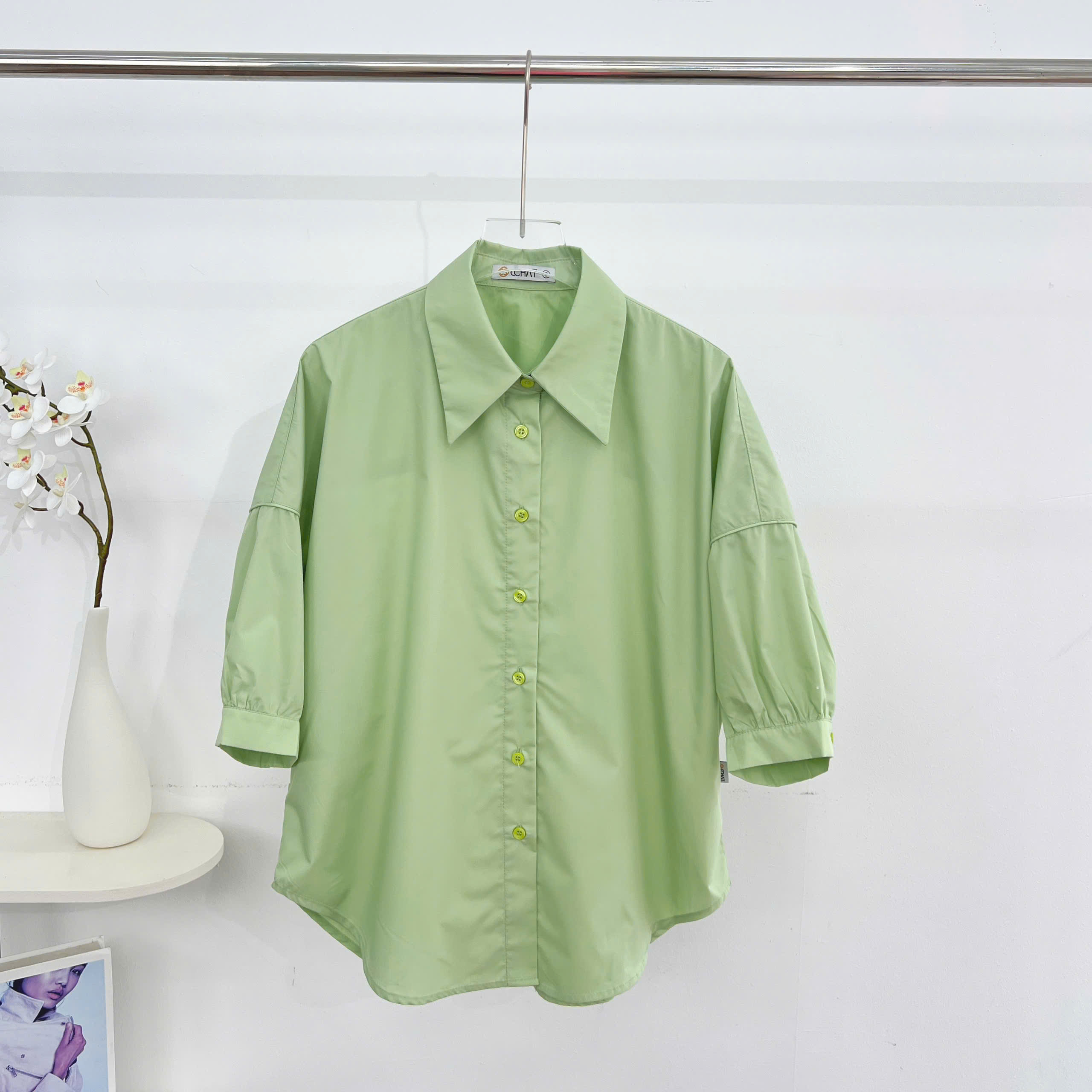 Mô tả Áo Sơ Mi Nữ 𝐂𝐂𝐇𝐀𝐓 Dáng Suông Tay Ngắn Laci Chất Liệu Cao Cấp 15FNT2003ST - 6