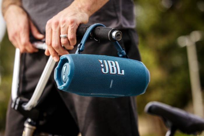 Mô tả Loa JBL Charge 6 Công Suất 45W Tích Hợp Pin Sạc Dự Phòng Chơi Nhạc tới 28 Giờ Ghép Nối Đa Loa Au - 3