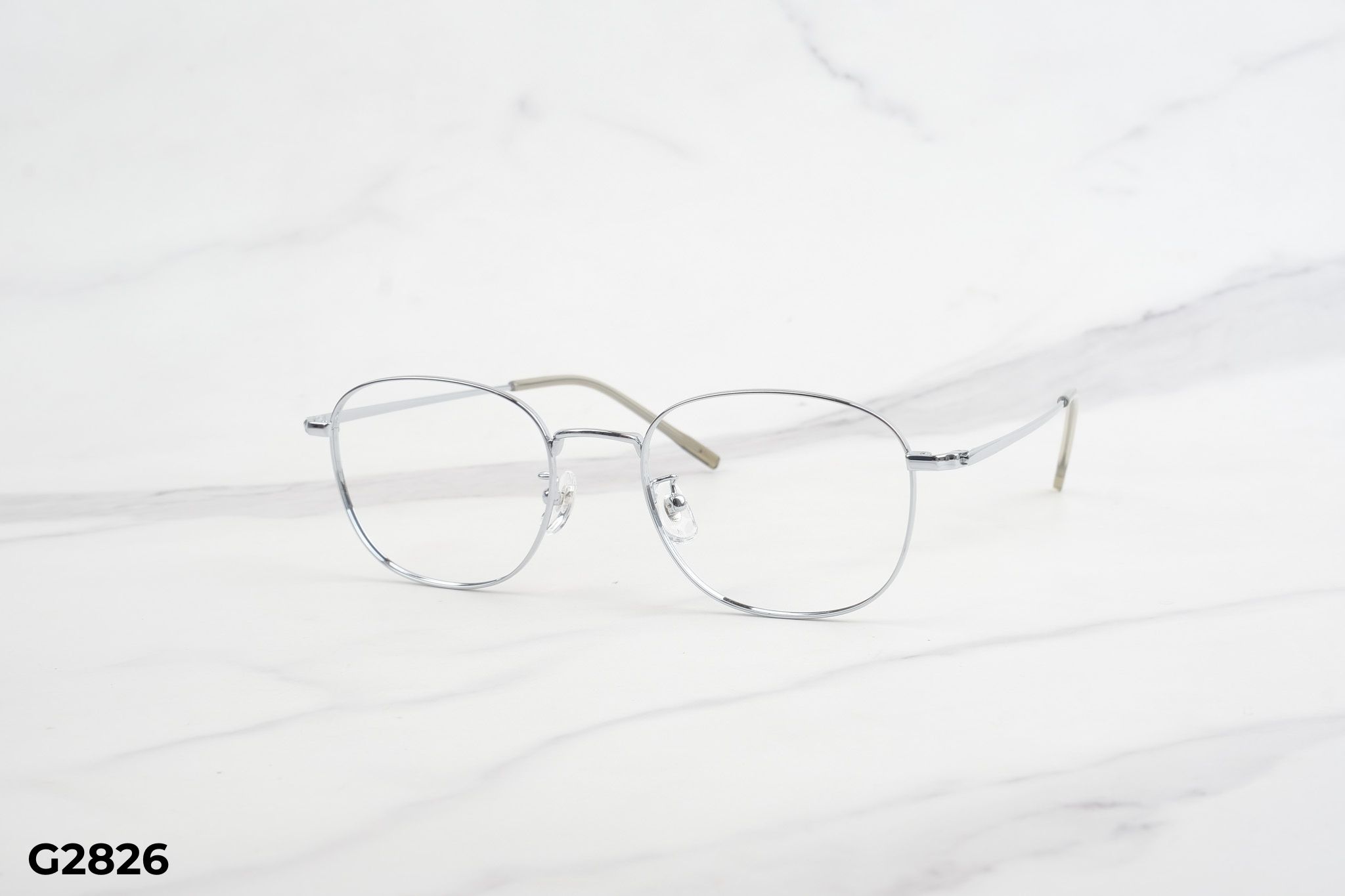 Gọng Kính Cận Titanium Shady Unisex G2826 chi tiết càng kính