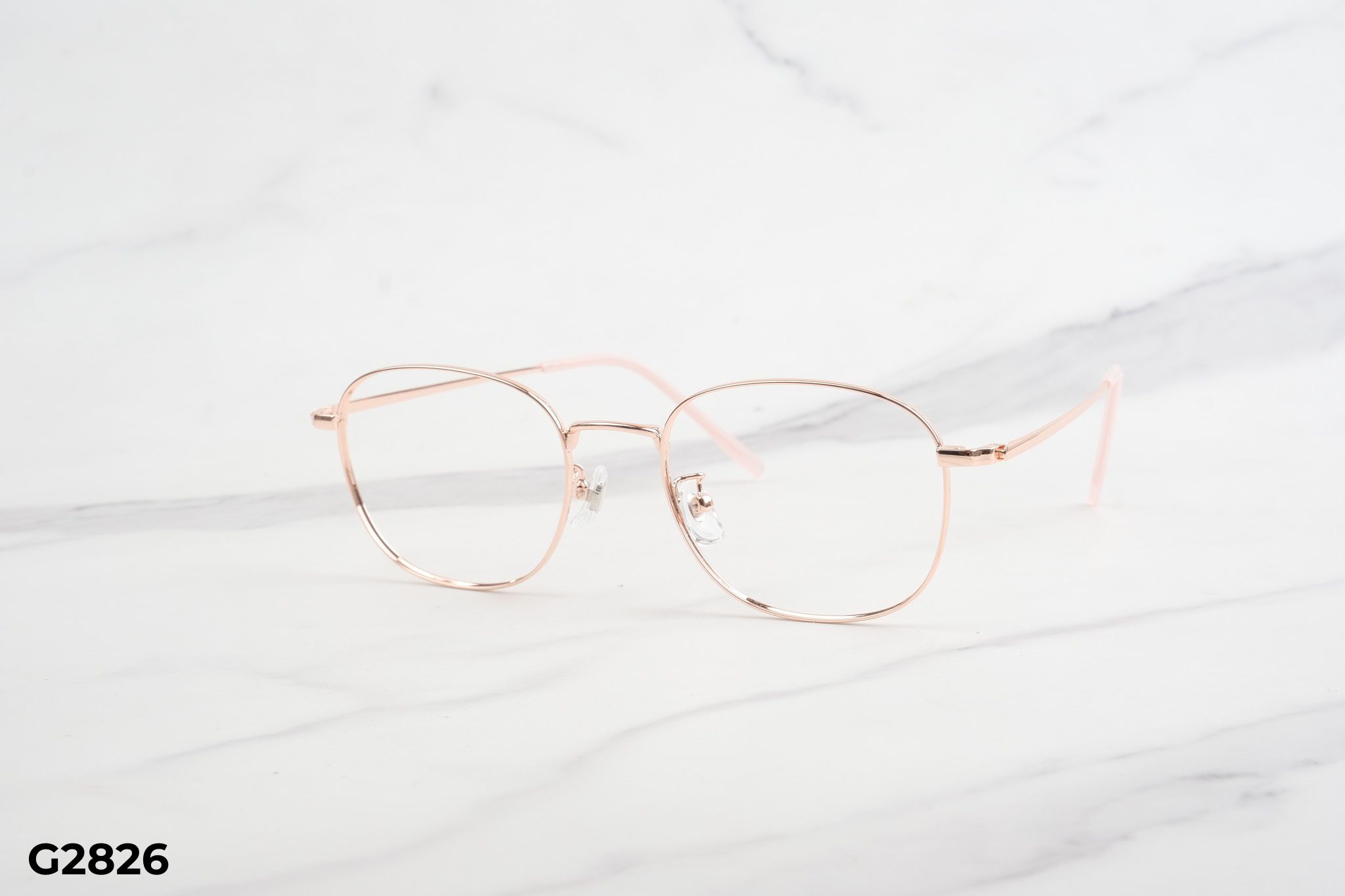 Gọng Kính Cận Titanium Shady Unisex G2826 chi tiết đệm mũi