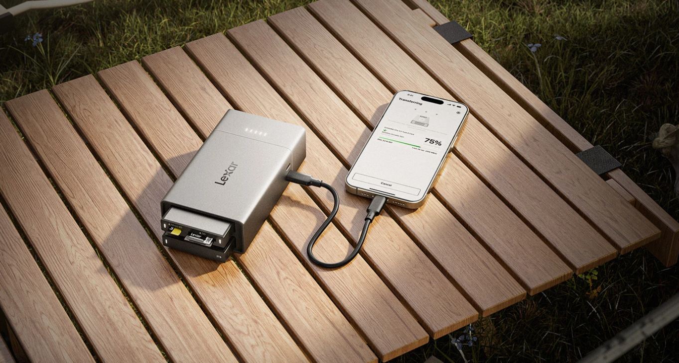 Đầu Đọc Thẻ Nhớ Lexar Professional Workflow Go Docking Station - Pin 5000Mah