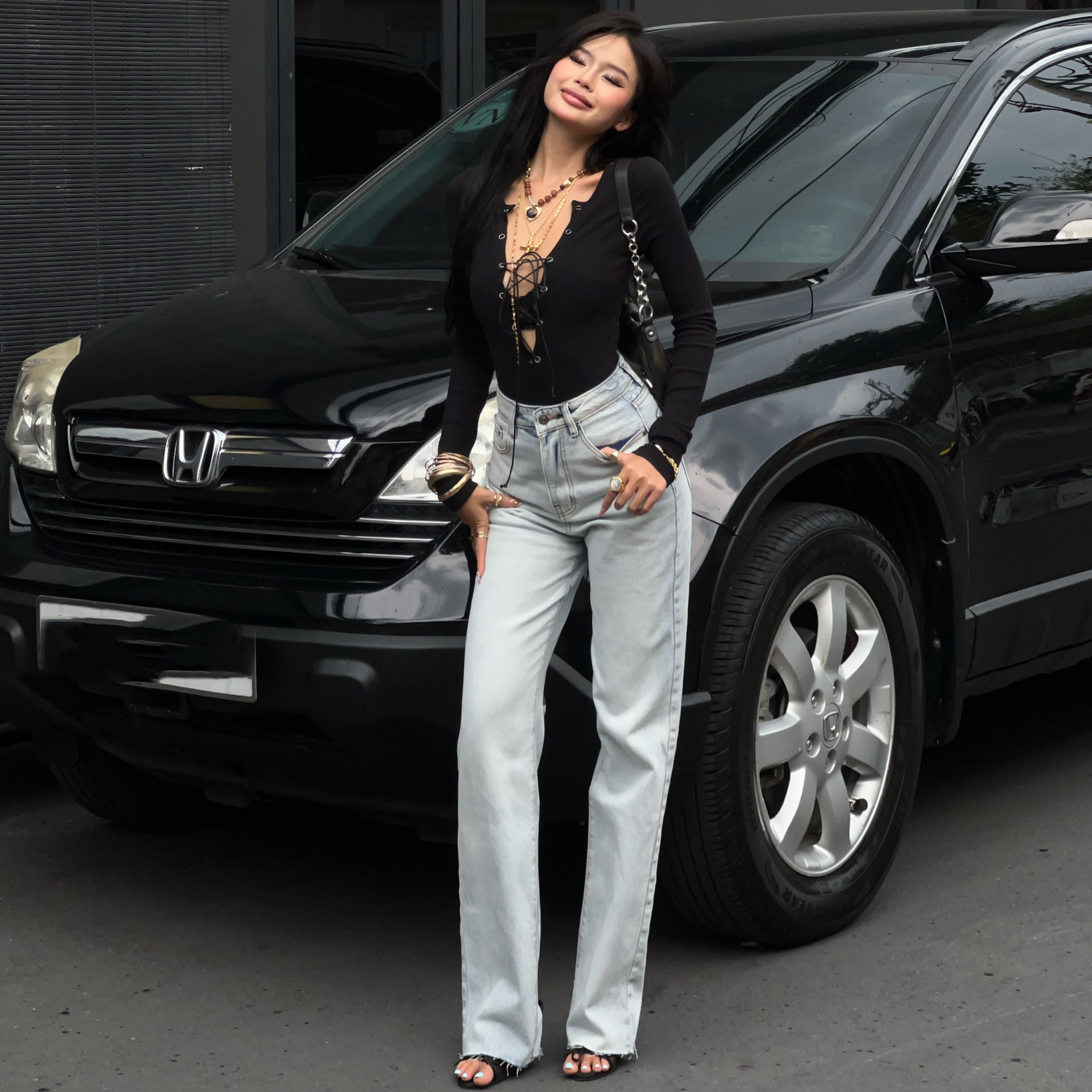 Quần jean nữ ống rộng lưng cao Aaa Jeans