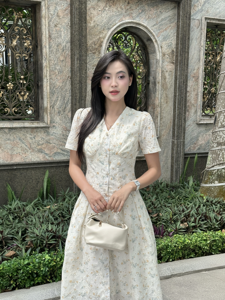 Mô tả Váy hoa nhí cổ V dáng xòe nhẹ nhàng – váy vintage nữ Evalover V2025281 - 1