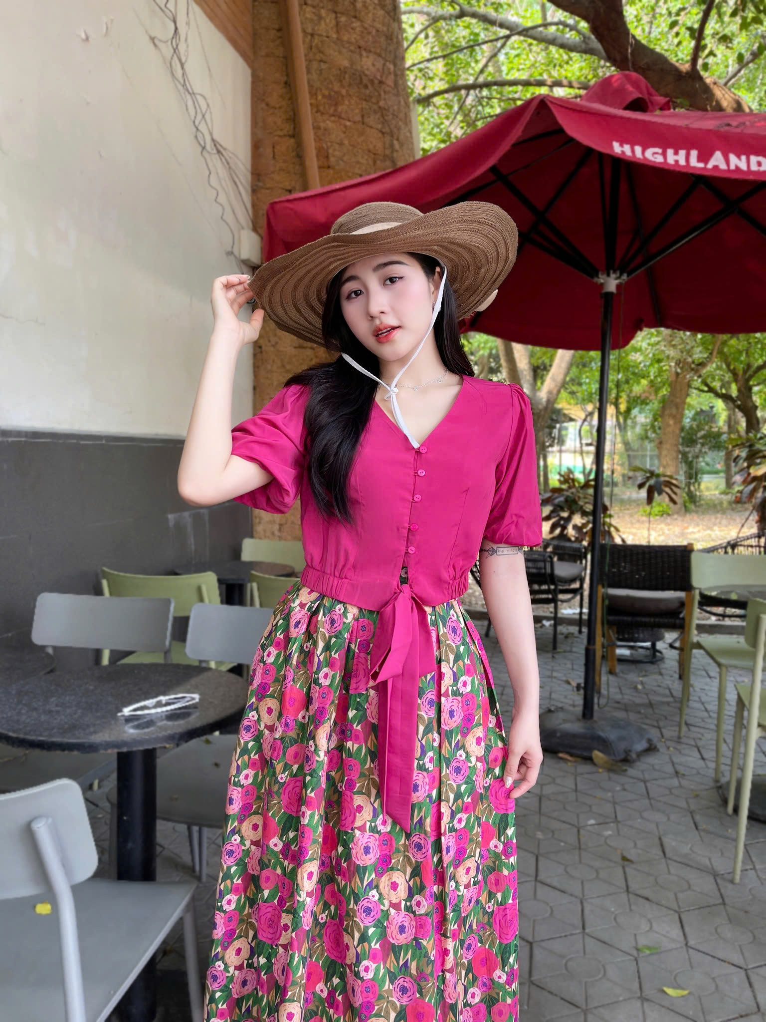 Mô tả Set áo trơn phối chân váy hoa dáng dài – Style du lịch biển hè Evalover - 3