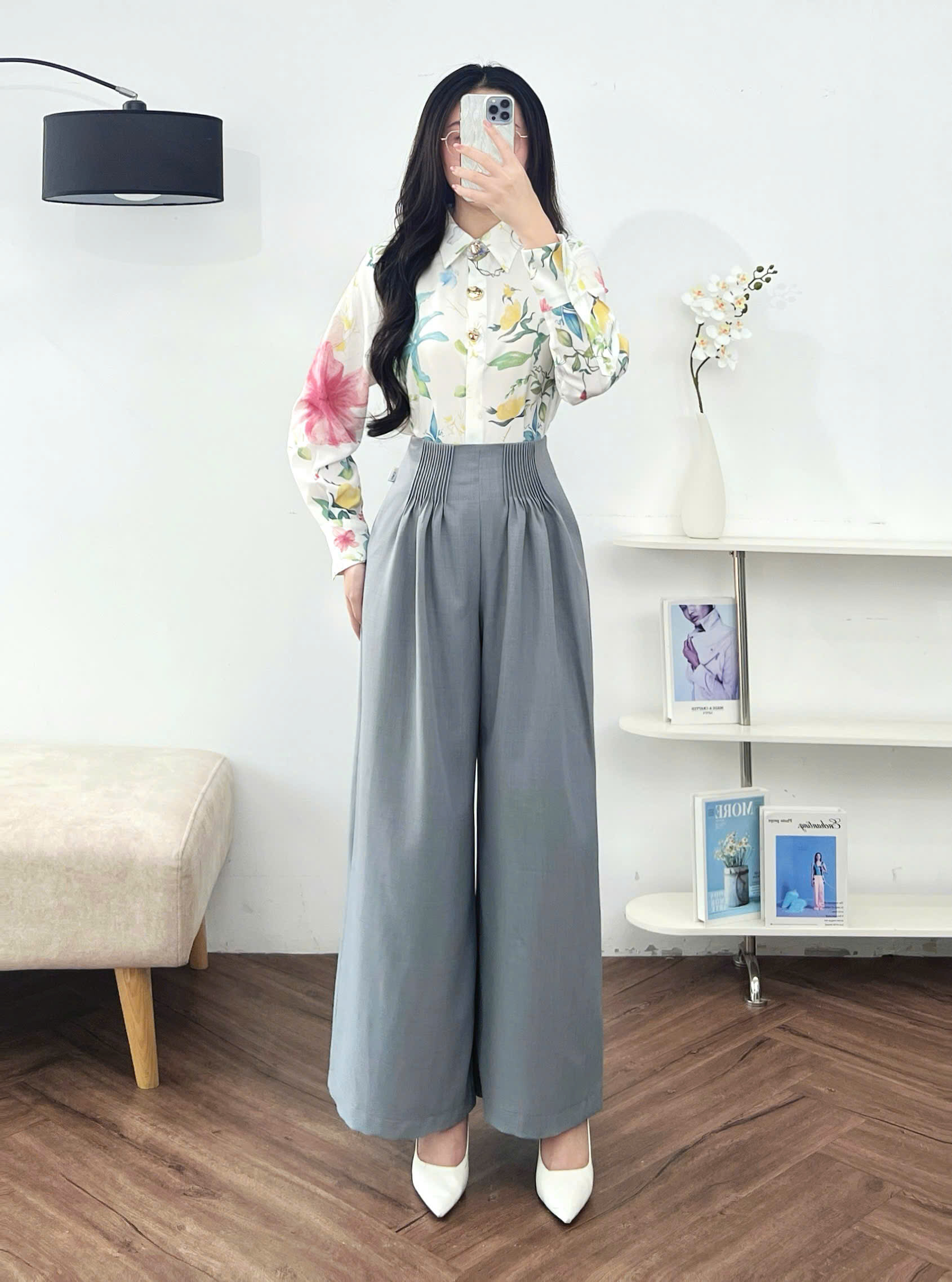 Mô tả Quần Ống Rộng 𝐂𝐂𝐇𝐀𝐓 Dáng Suông Cạp Ly Bấu Chất Liệu Tuytsi Cao Cấp 15QDS2023ST - 1