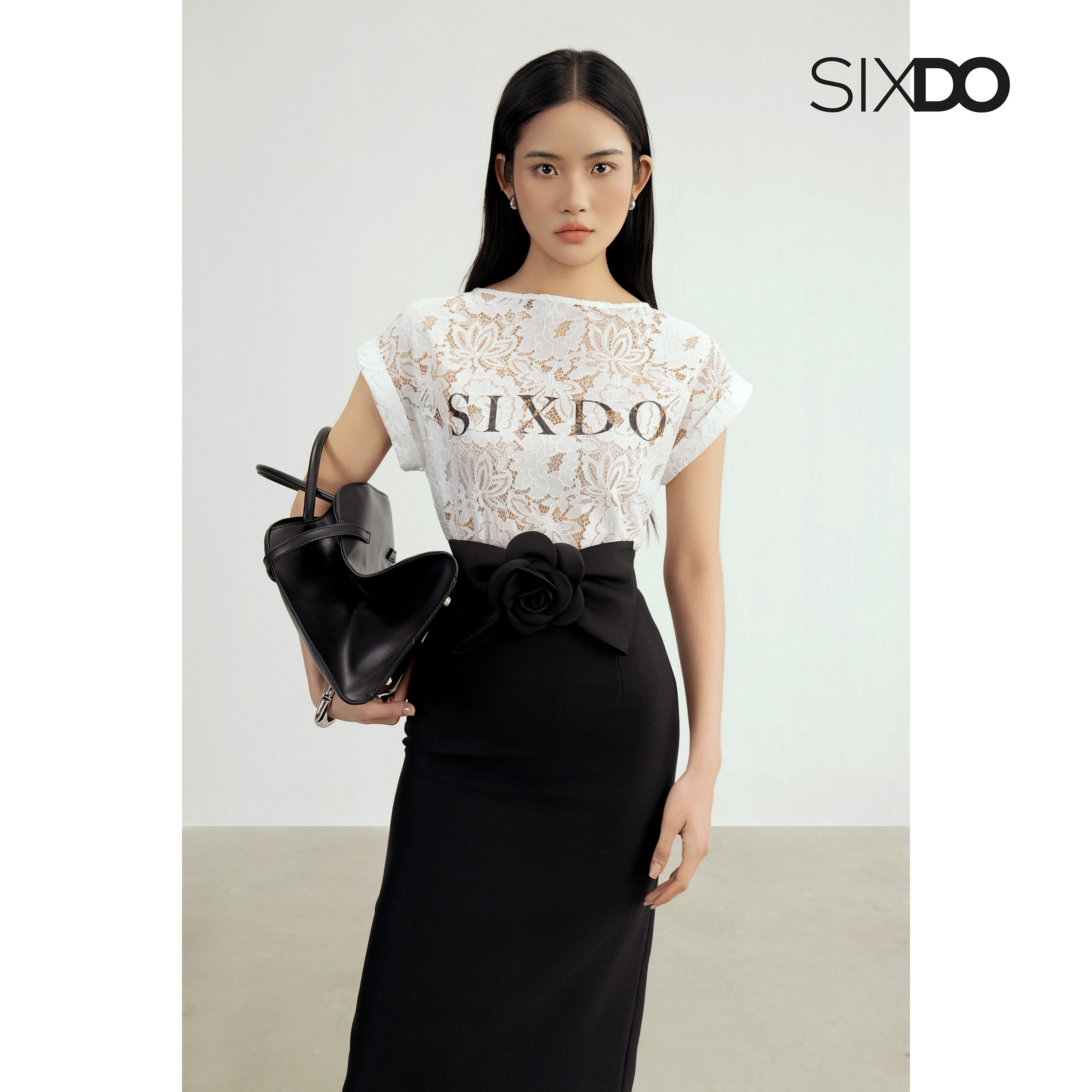 Mô tả Áo ren nữ cổ thuyền SIXDO (White Print Sixdo Lace Blouse) - 4