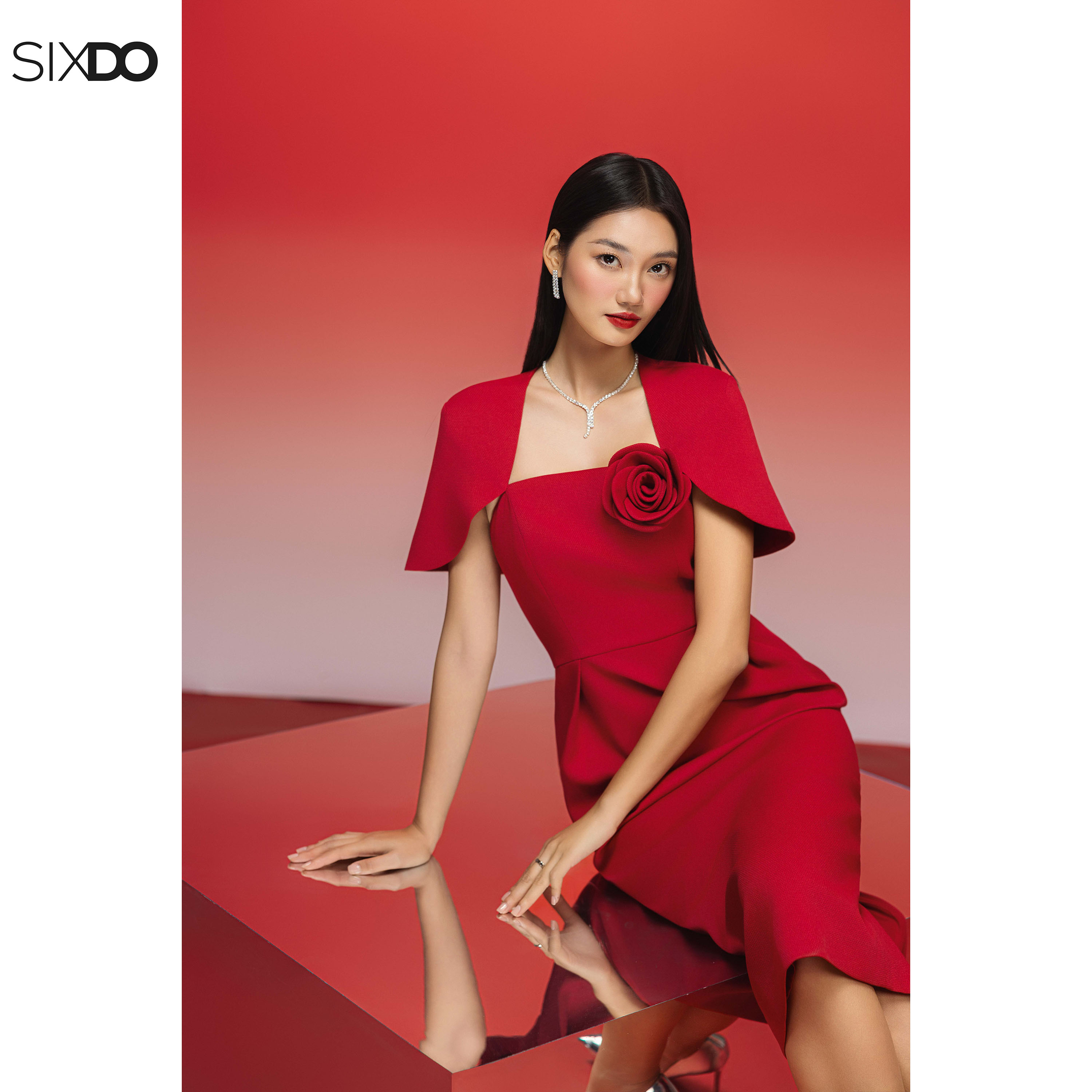 Mô tả Đầm đỏ bút chì phối hoá SIXDO (Red Raw Pencil Dress With Flower) - 3