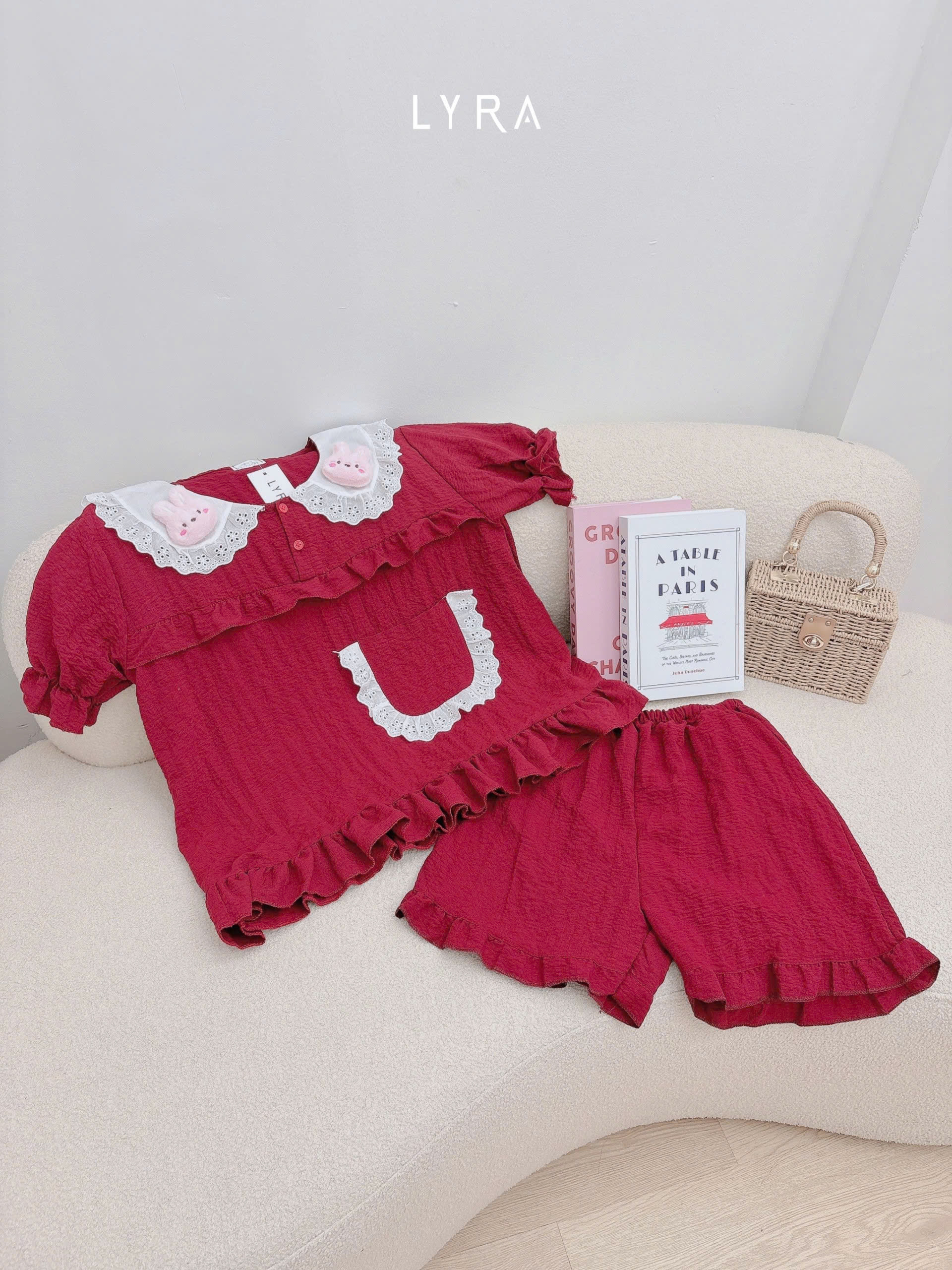 Mô tả LYRA - Bộ đồ ngủ nữ hình thỏ nổi cổ bèo phối túi viền ren, set đũi pijama thoải mái thoáng mát - LWNSE013 - 6