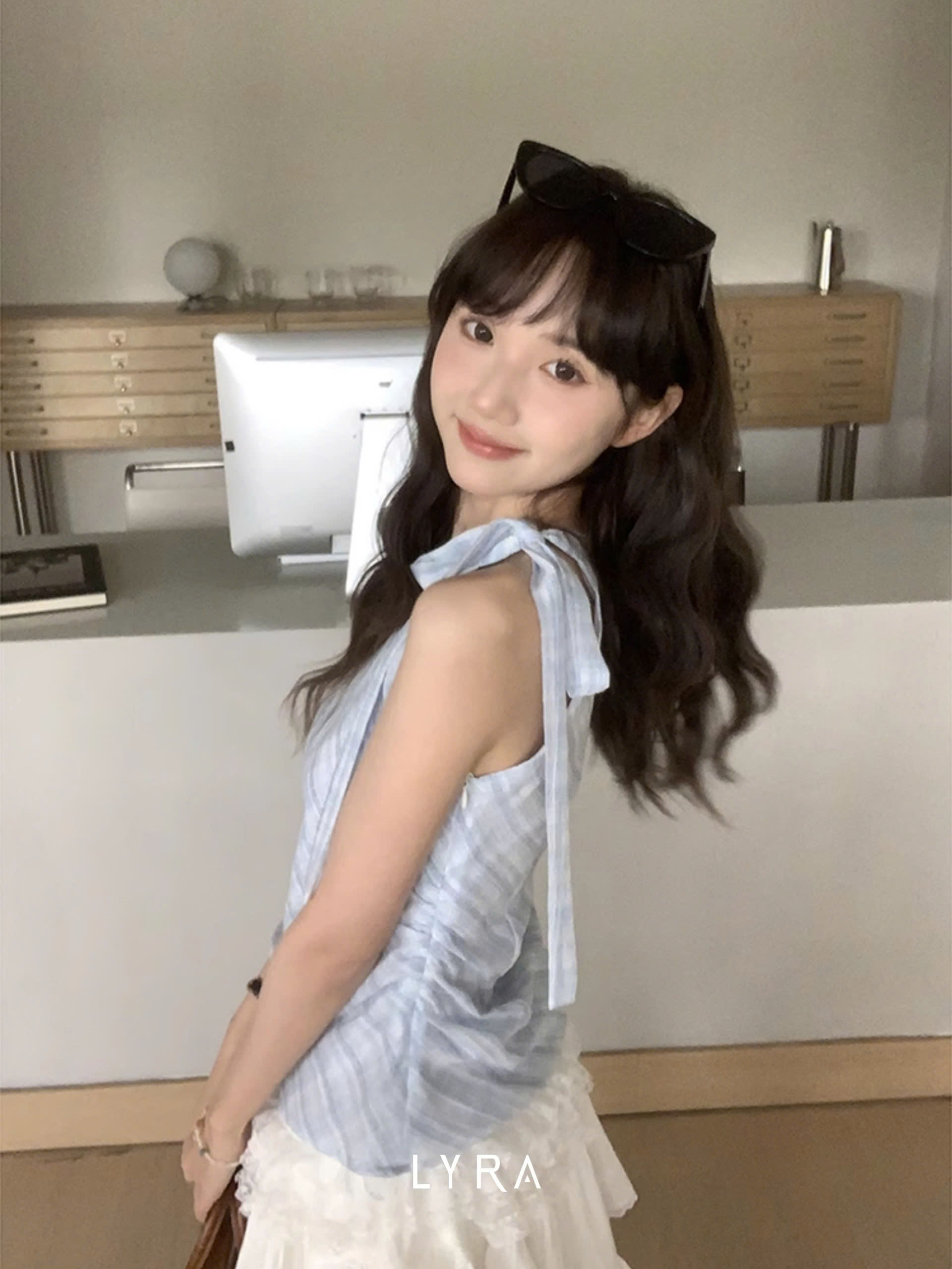 Mô tả LYRA - Áo Yếm Kẻ Cách Điệu Dây Nơ Viền Ren Nhún Eo Phong Cách Tiểu Thư Hàn Quốc - CSYAC0290 - 2