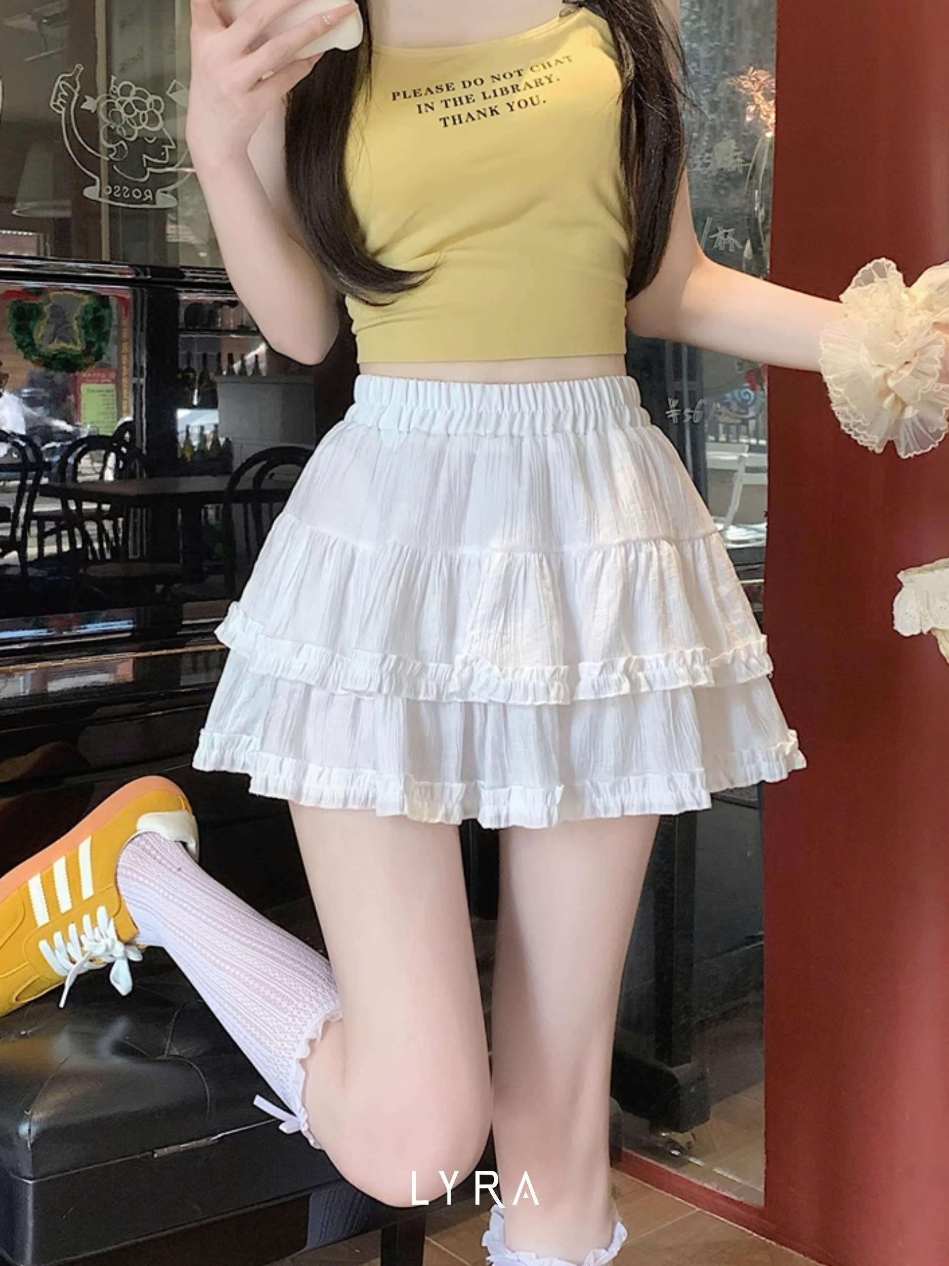 Mô tả LYRA - Chân váy ngắn 2 tầng phồng xòe phối viền ren cạp chun nhiều màu dễ phối đồ - CSYCN0220 - 4