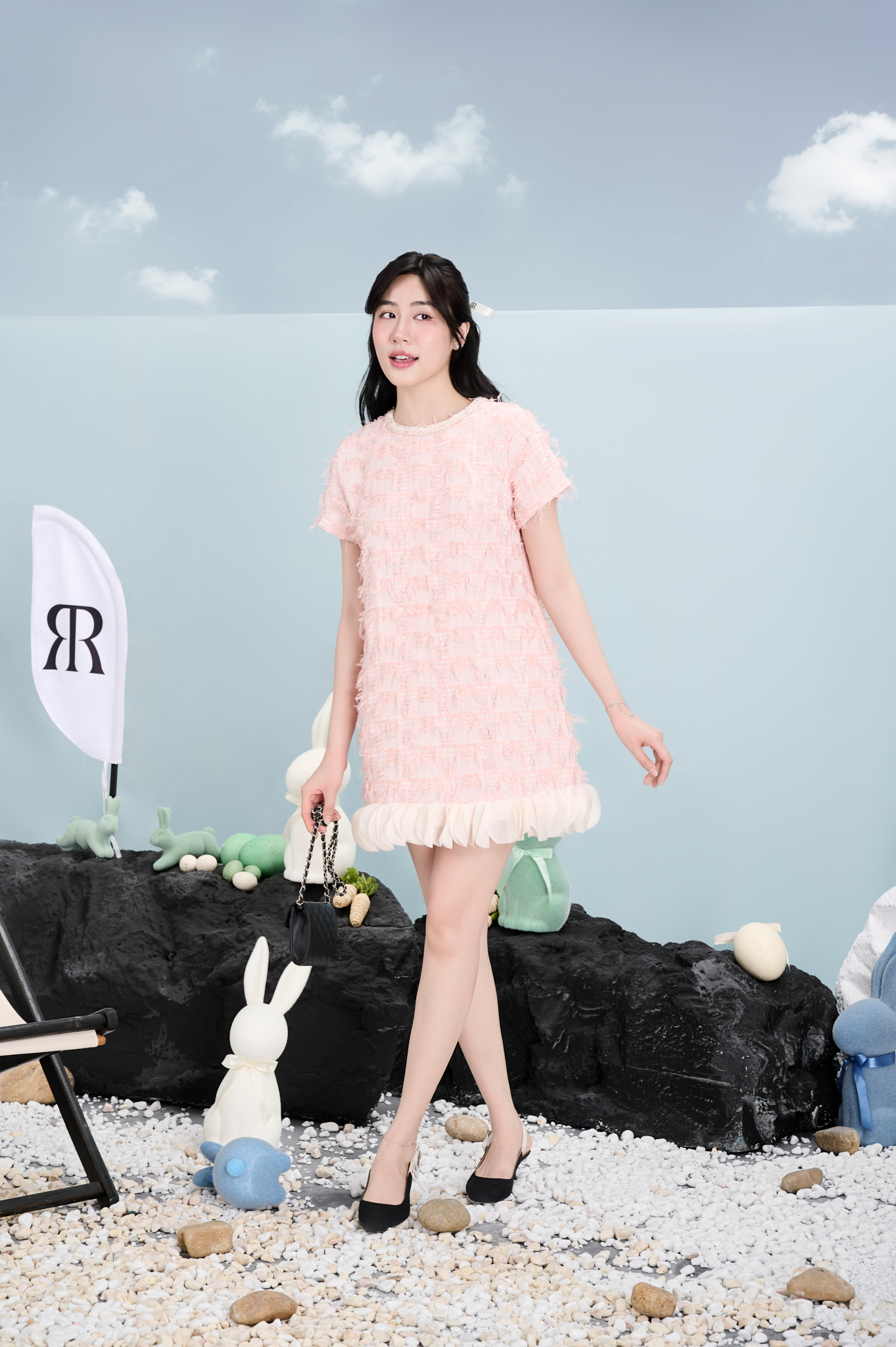 Mô tả RẬP MOMMY & BABY - Đầm Hồng Cổ Tròn Kết Dây Tweed Tay Ngắn - PARIS 04 - 4